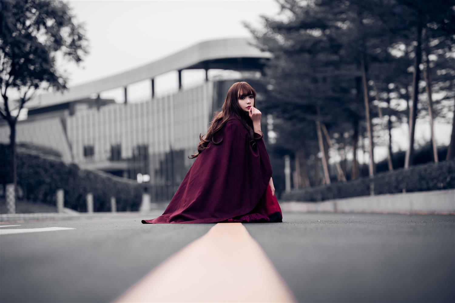 疯猫ss 红色披风 [12P-51MB]