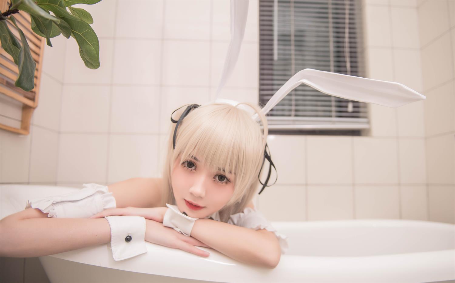 你的负卿 穹妹兔女郎（室内） [11P-42MB]