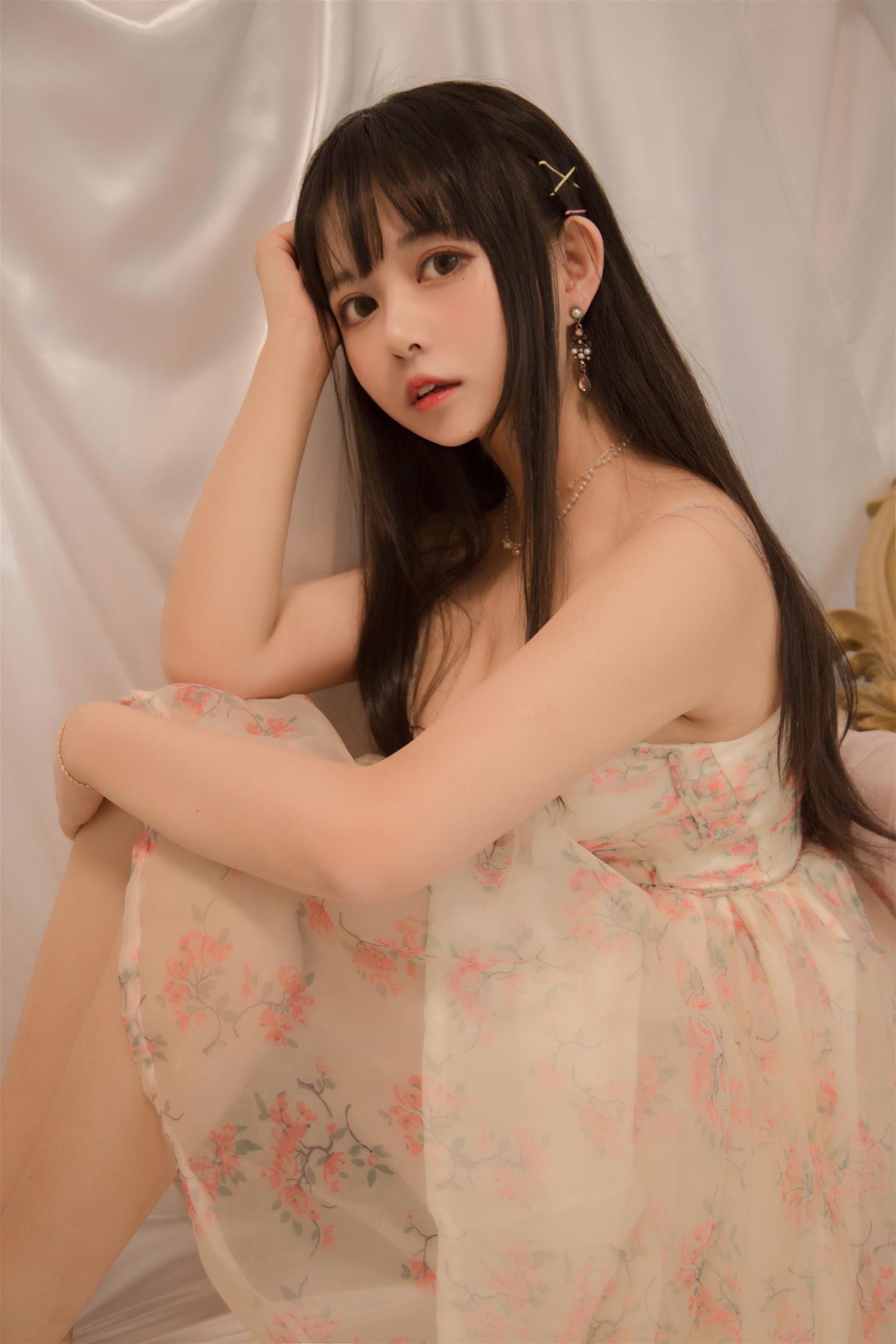 黑猫猫 good night [14P-106MB]