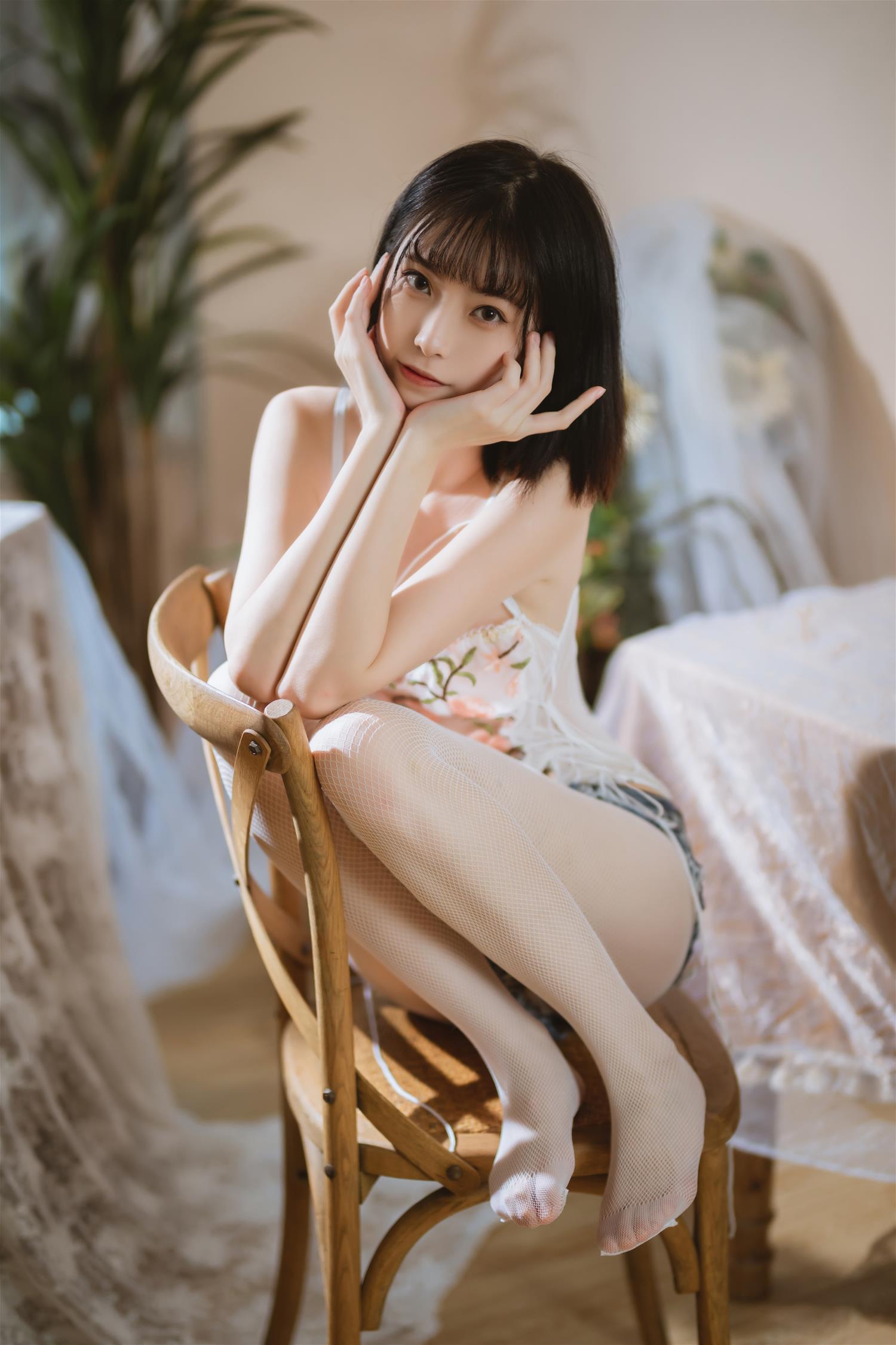 许岚LAN 纯欲牛仔短裤 [40P-555MB]