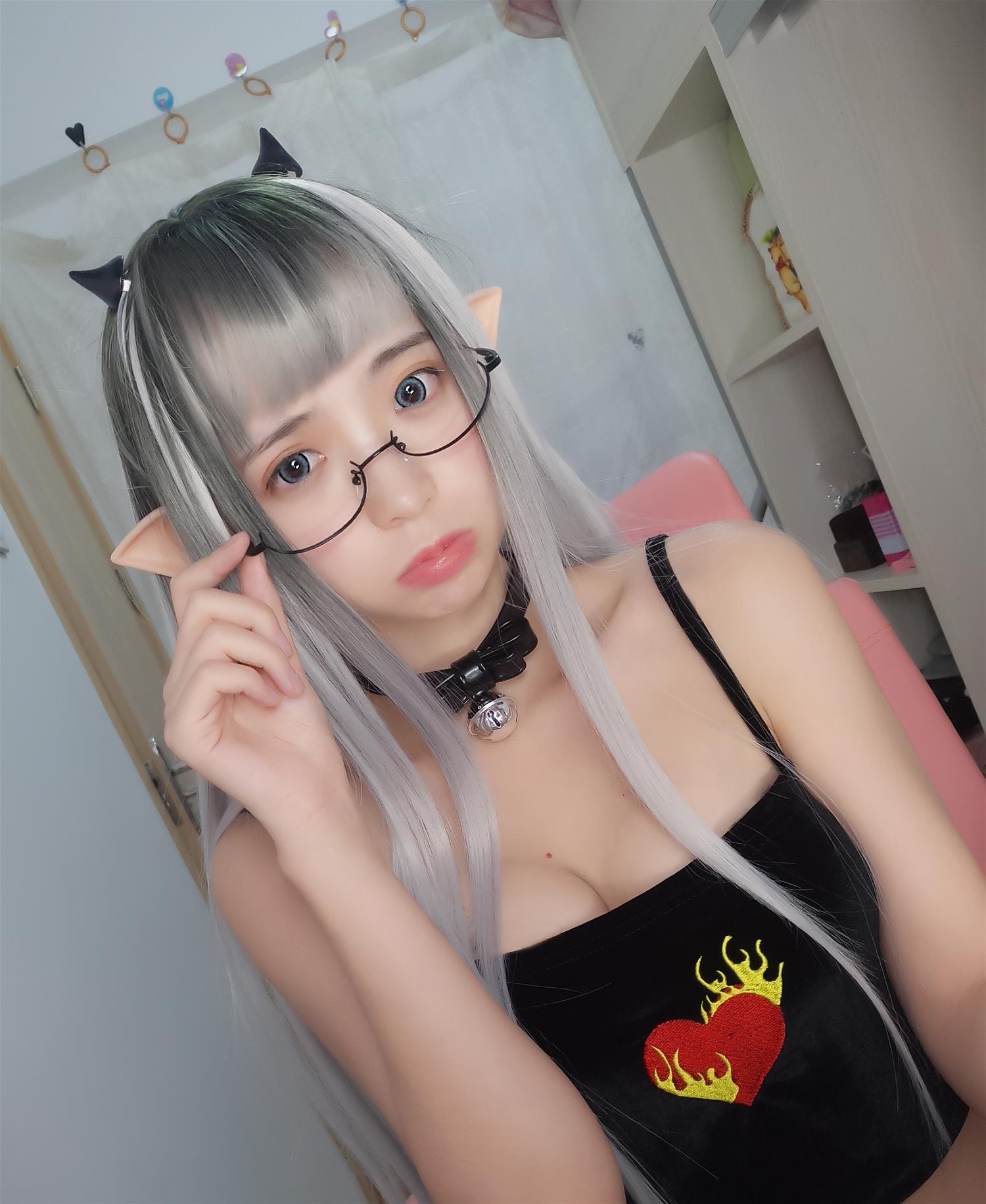 疯猫ss 猫哥超凶 [9P-33MB]