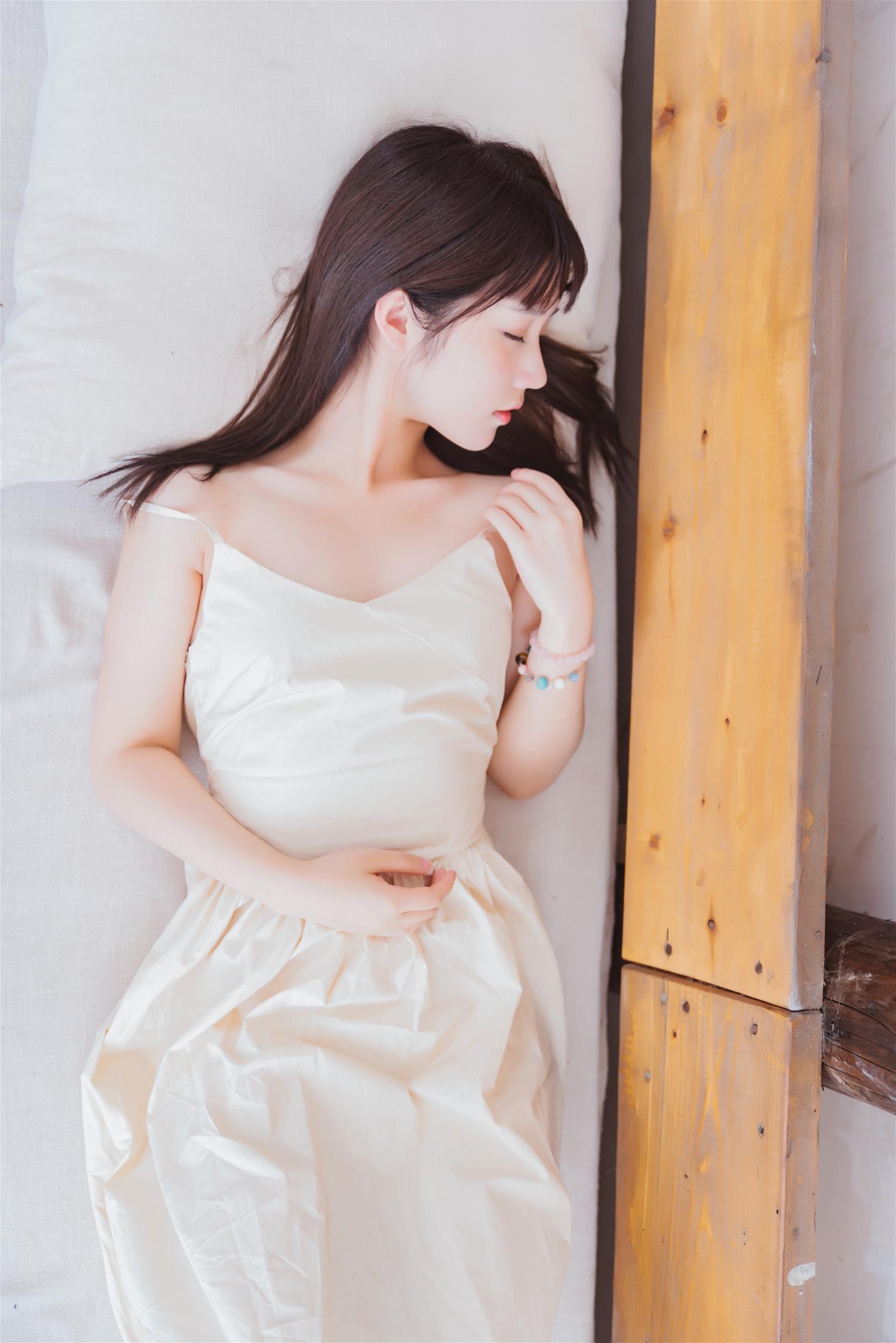 镜酱 生活2 [19P-295MB]