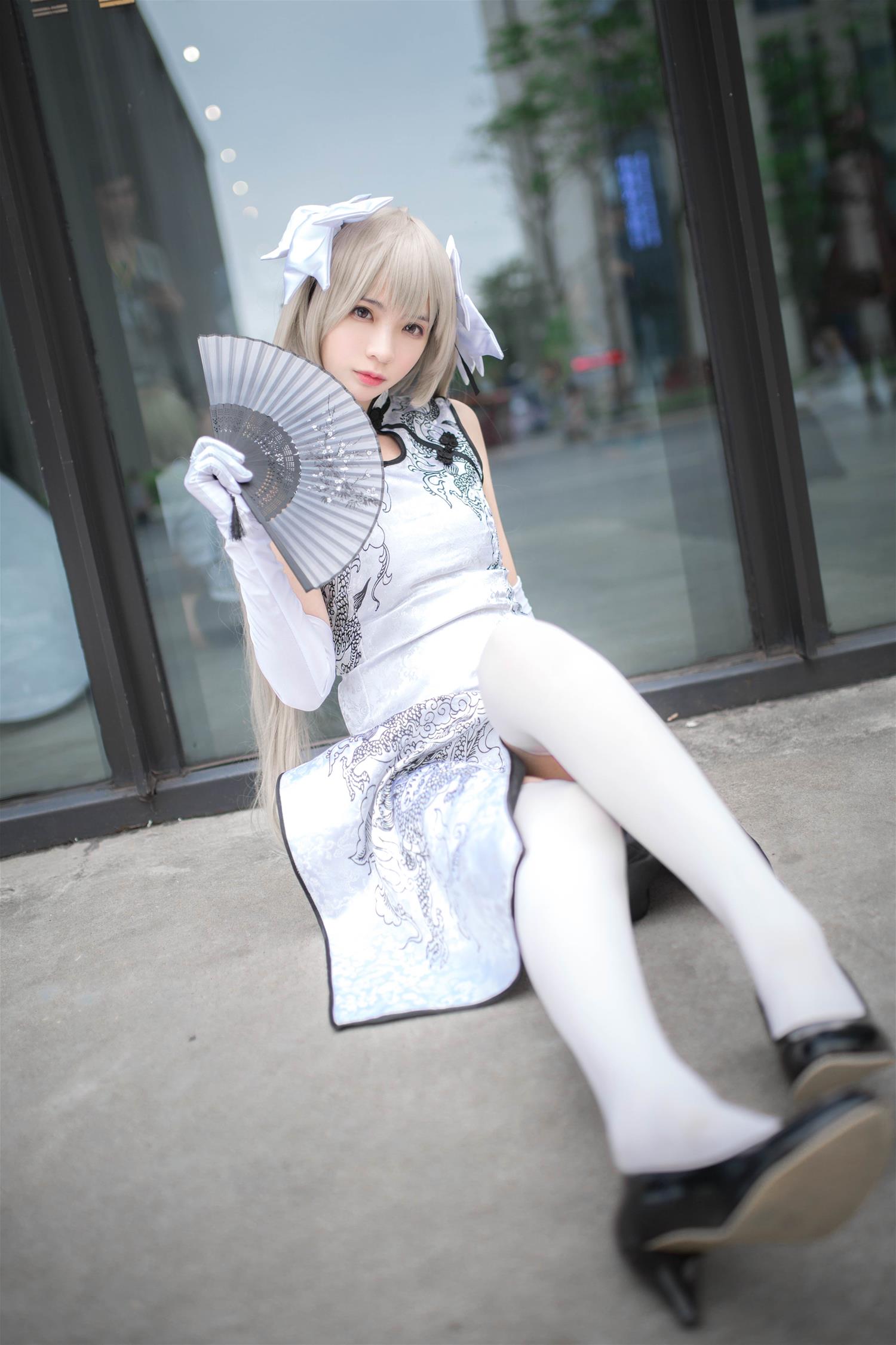 疯猫ss 穹妹旗袍白 [13P-12MB]