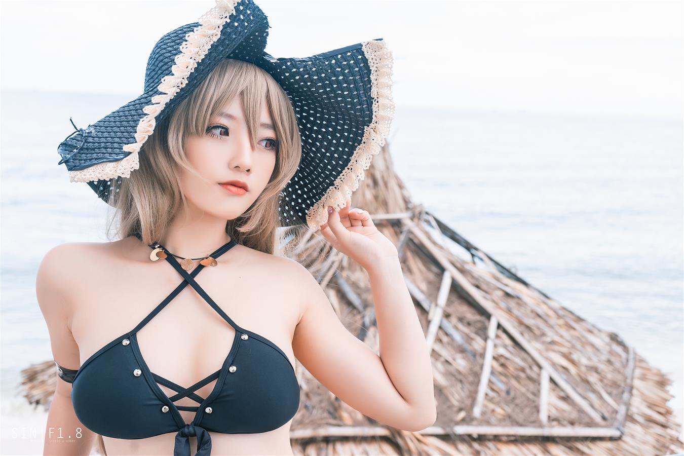 Messie Huang Jean Bart swimsuit [20P-63MB]