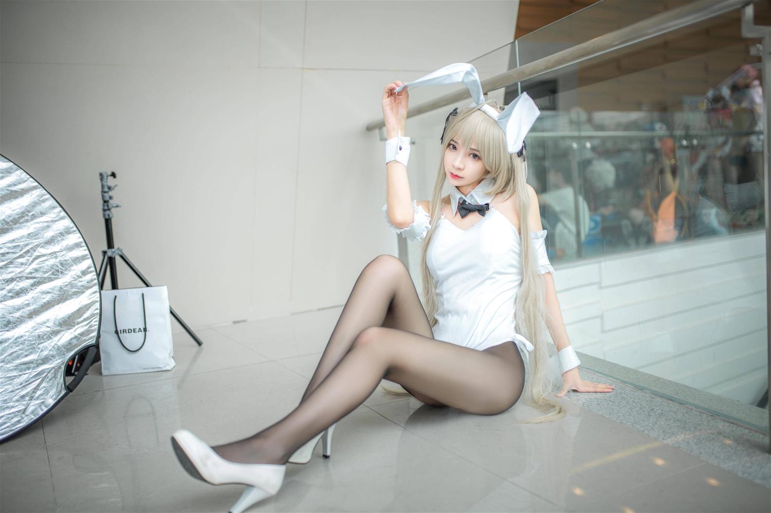 疯猫ss 穹妹兔女郎 [13P-17MB]