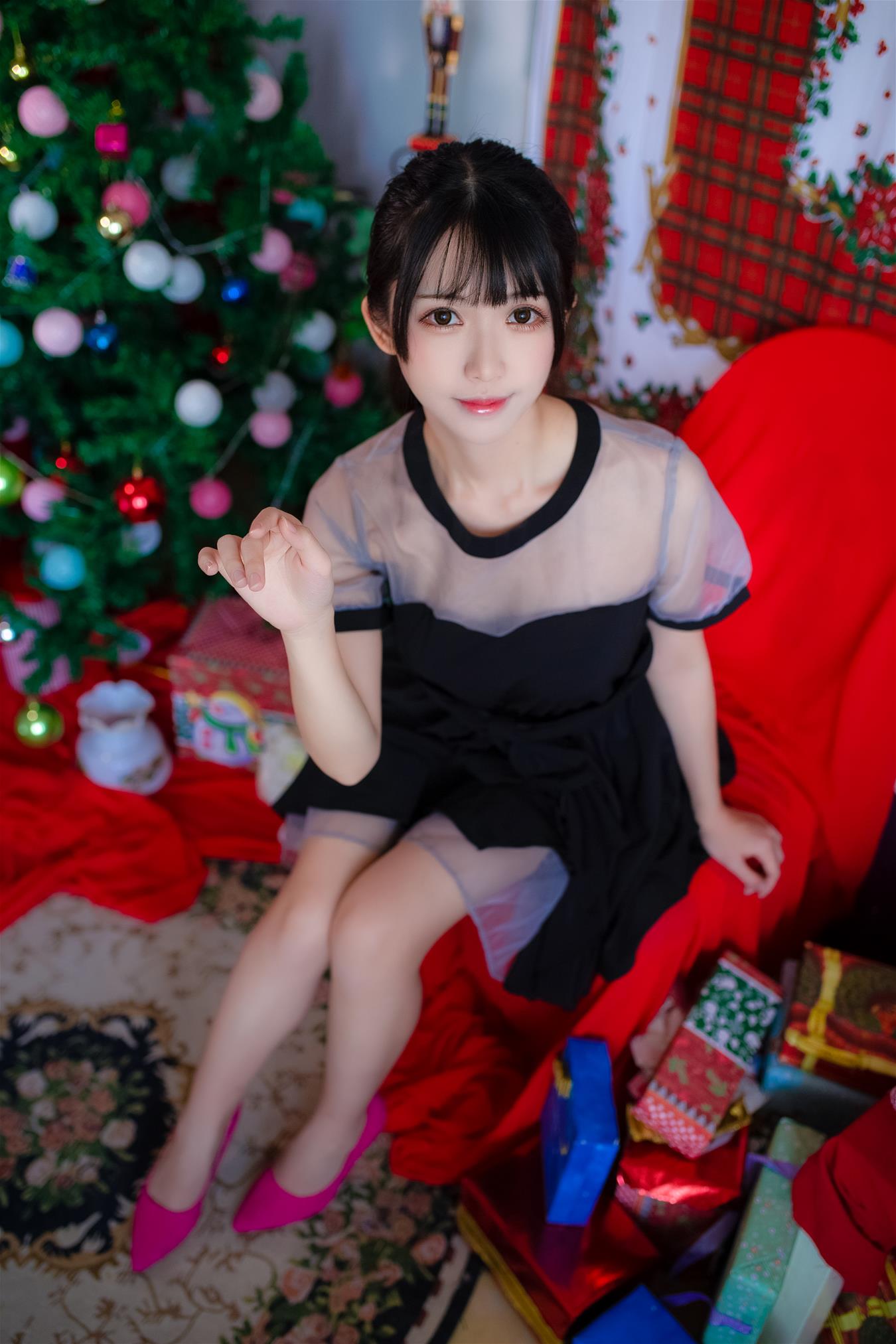 鳗鱼霏儿 加藤惠 礼服 [13P-107MB]