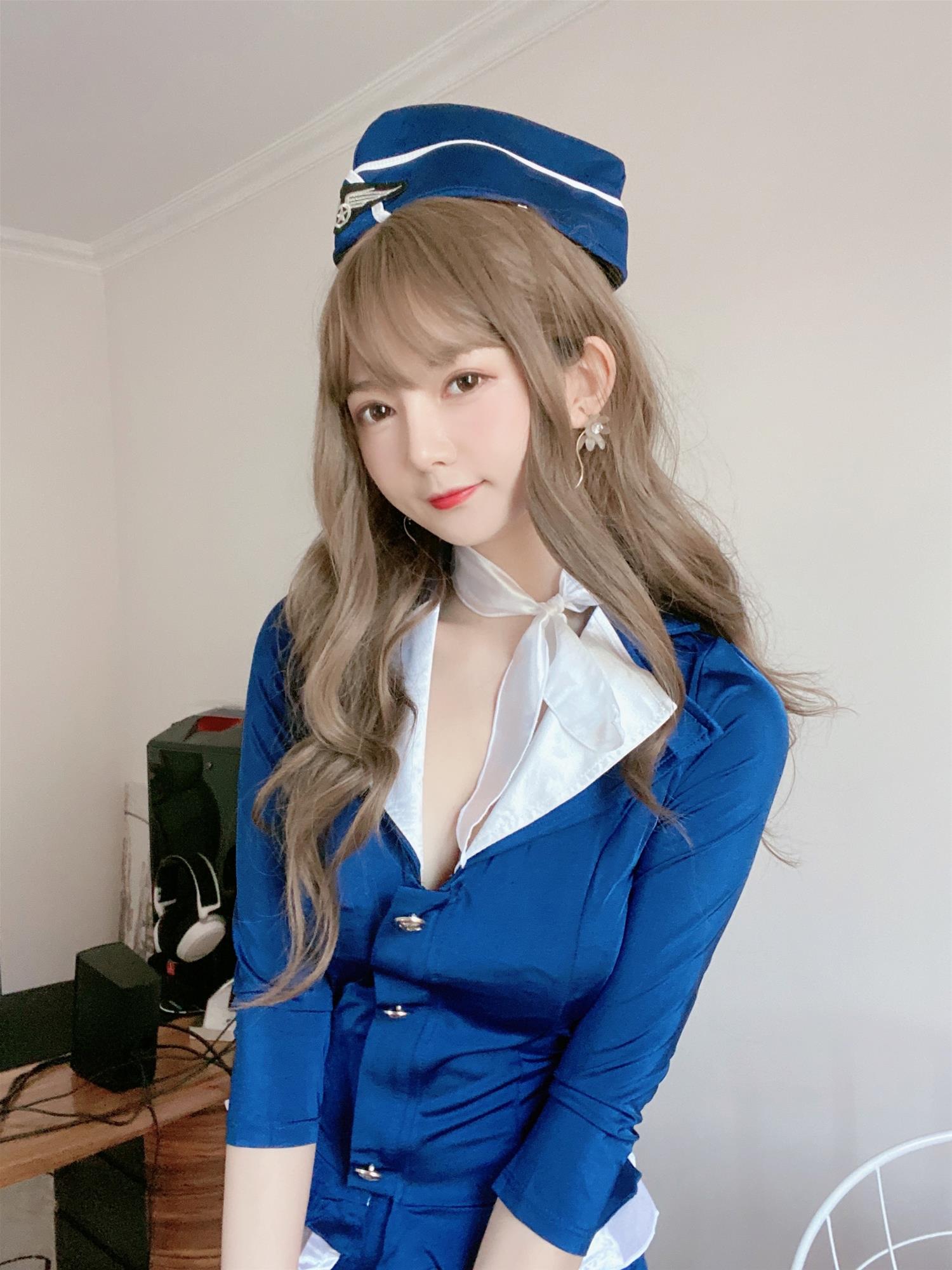 51酱 蓝色制服装 [35P3V-115MB]