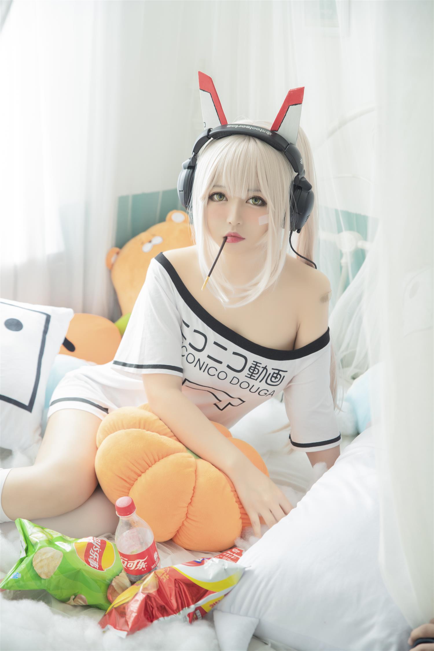 黑猫猫 肥宅凌波 [19P-326MB]