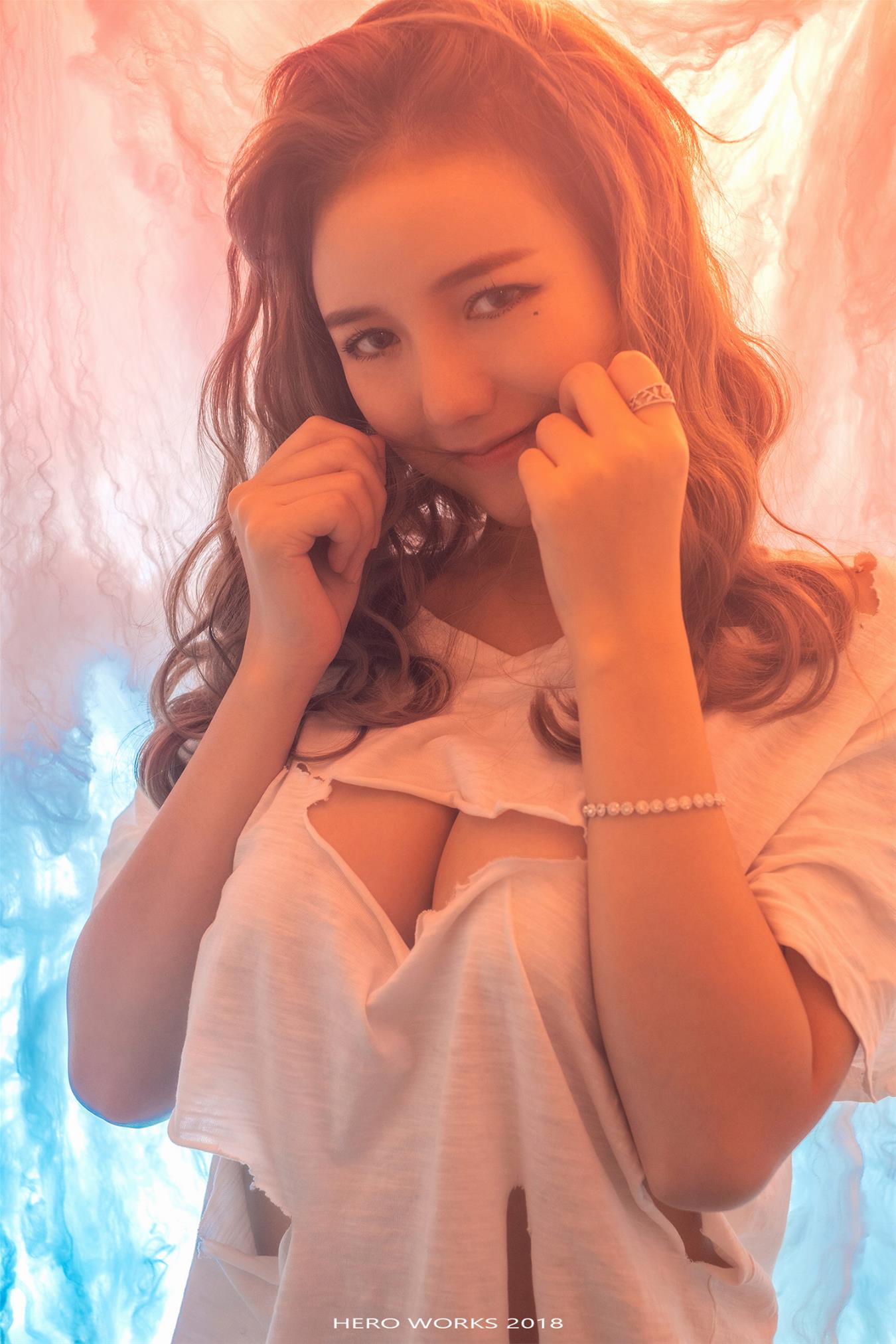 洛丽塔大哥 私房 [11P-34MB]