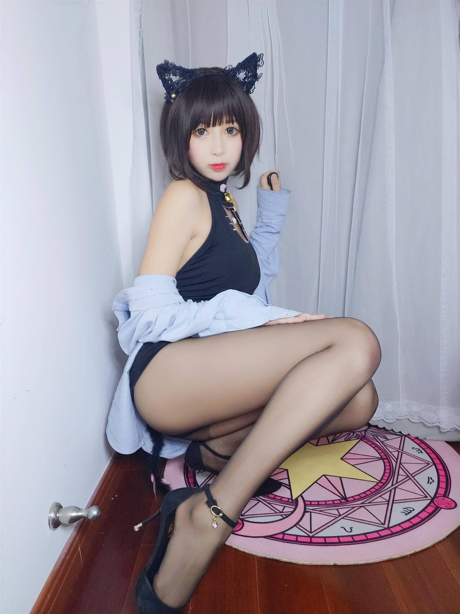 黑米粥（小酥酱）露背猫咪1 [6P2V-94MB]