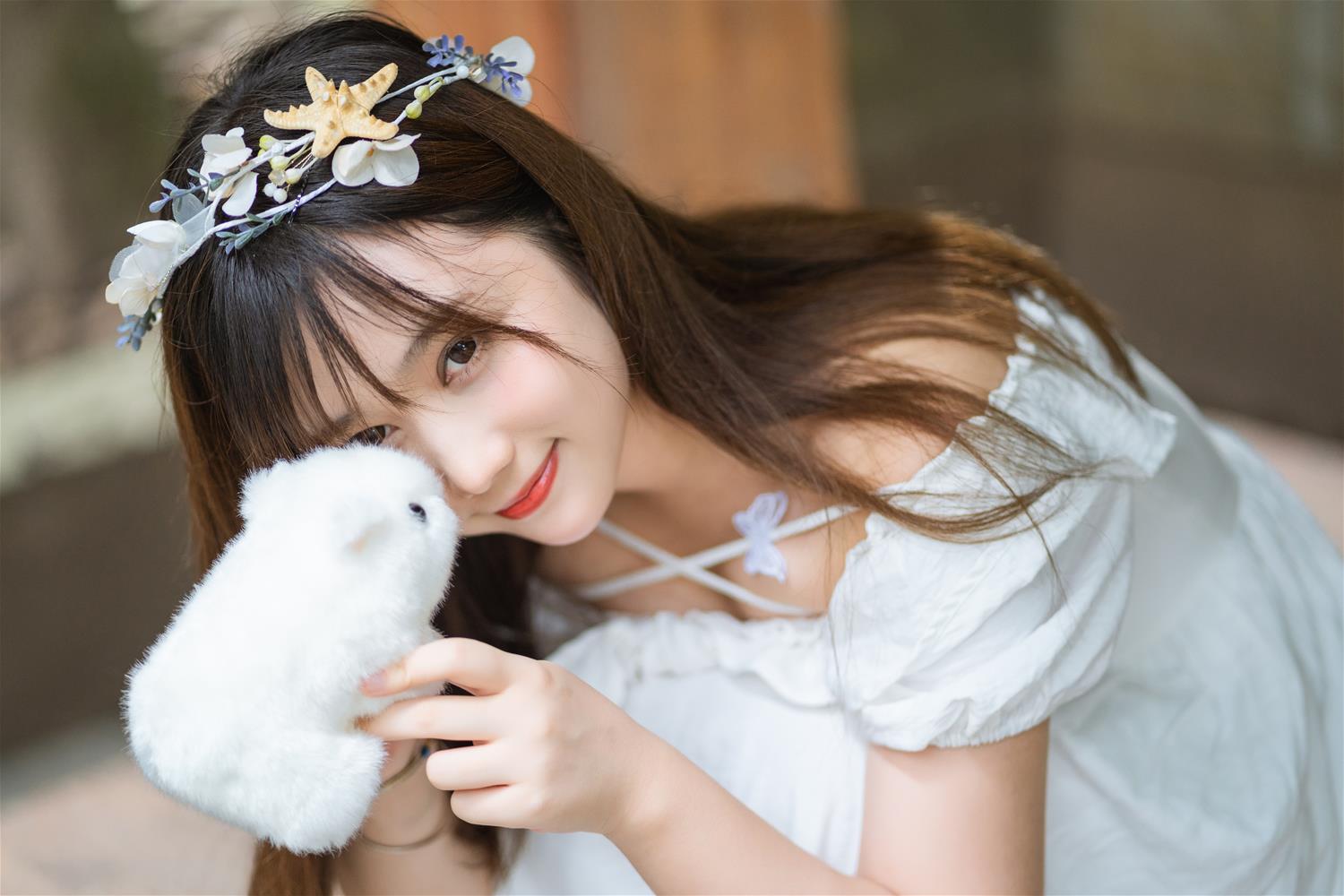 镜酱 私奔 连衣裙 [12P-130MB]