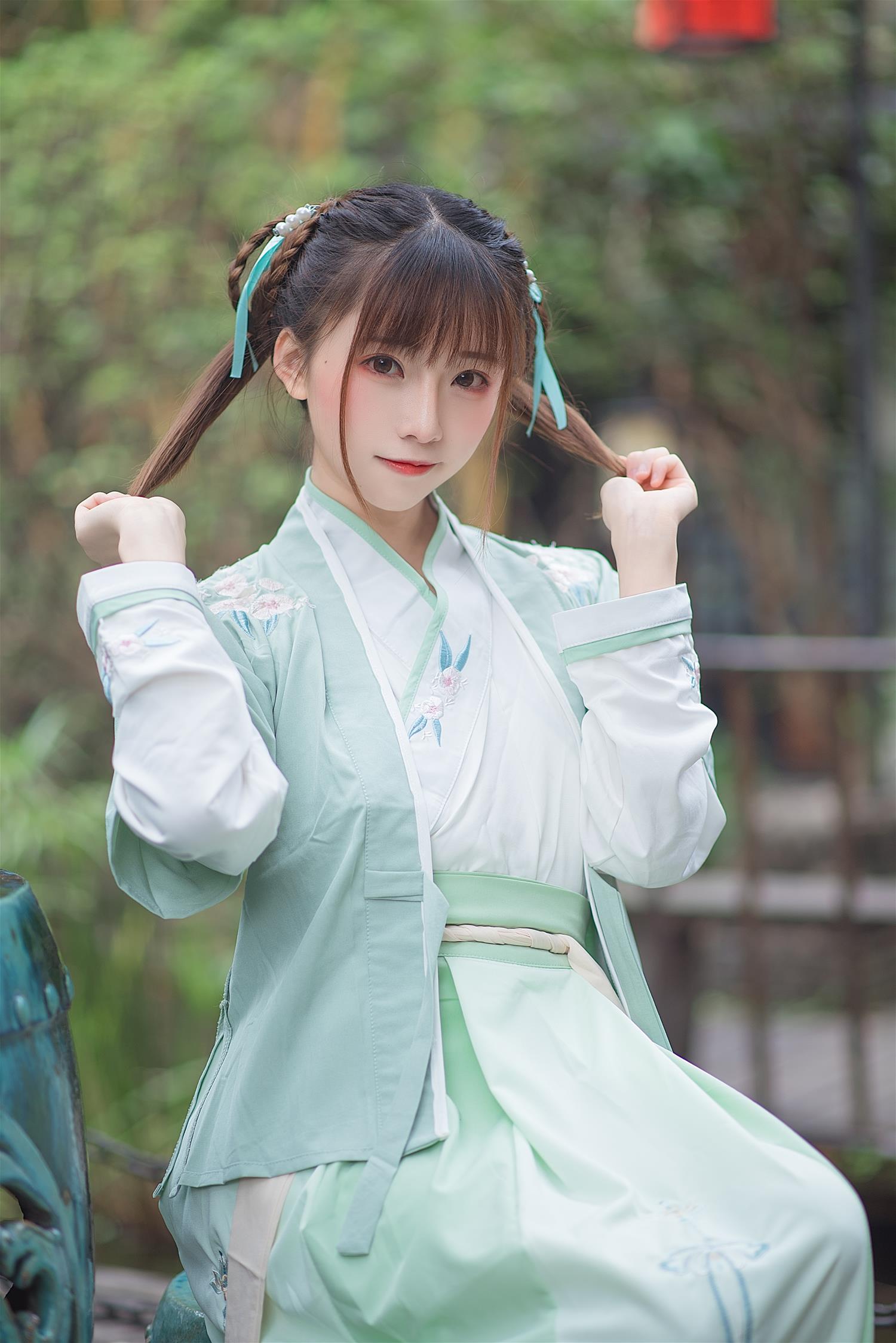 绮太郎_Kitaro 娉娉袅袅十三余，豆蔻年华二月初 [19P-201MB]