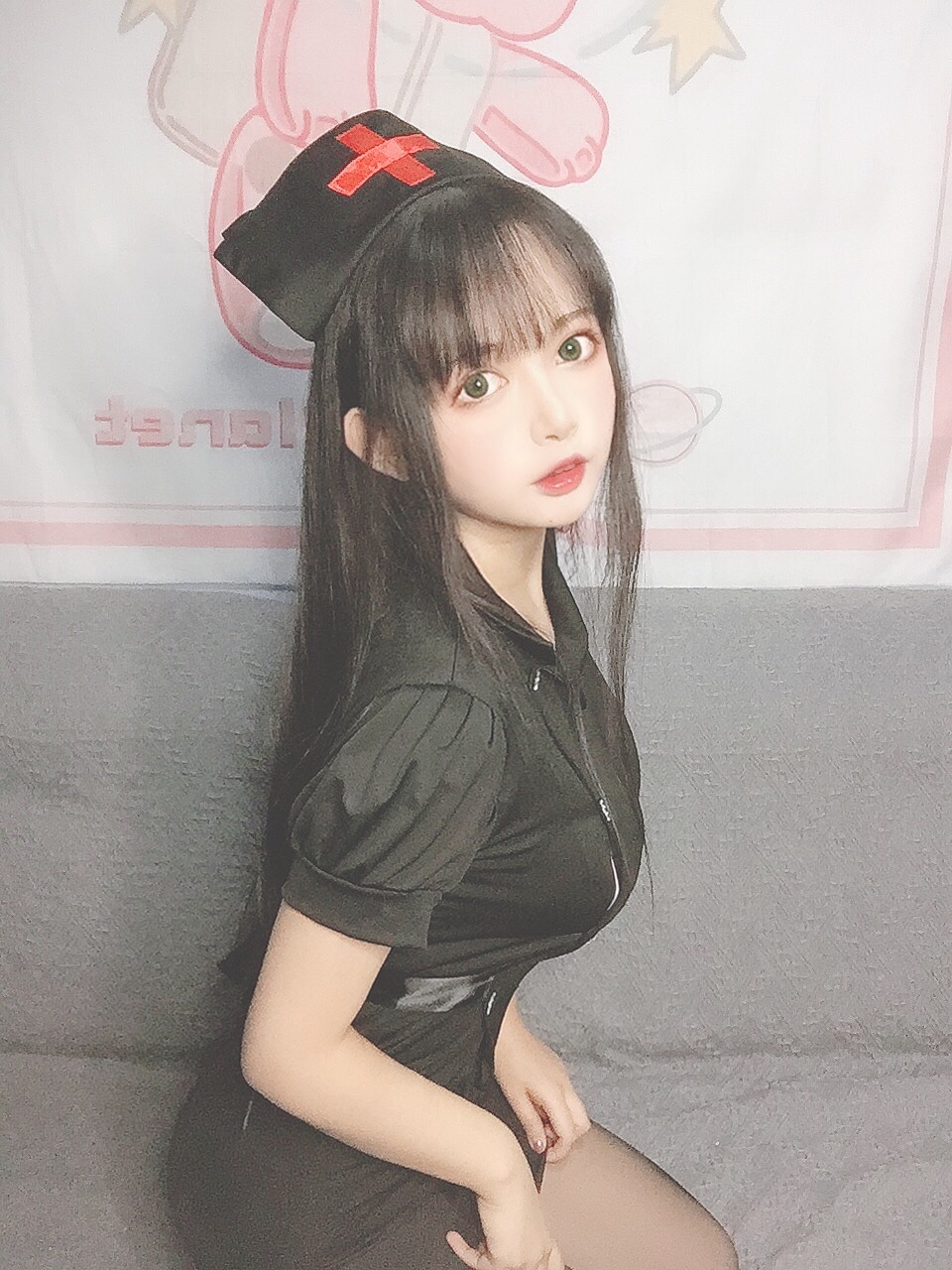 黑猫猫  护士喵自拍 [19P-7MB]