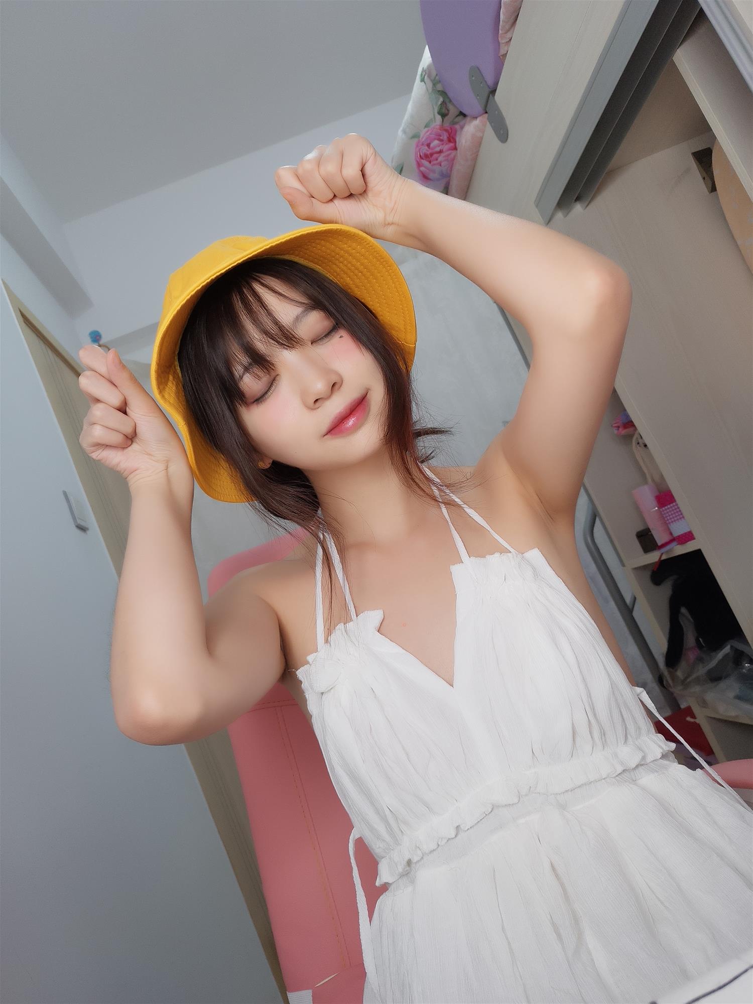 疯猫ss 小黄帽 [9P-41MB]