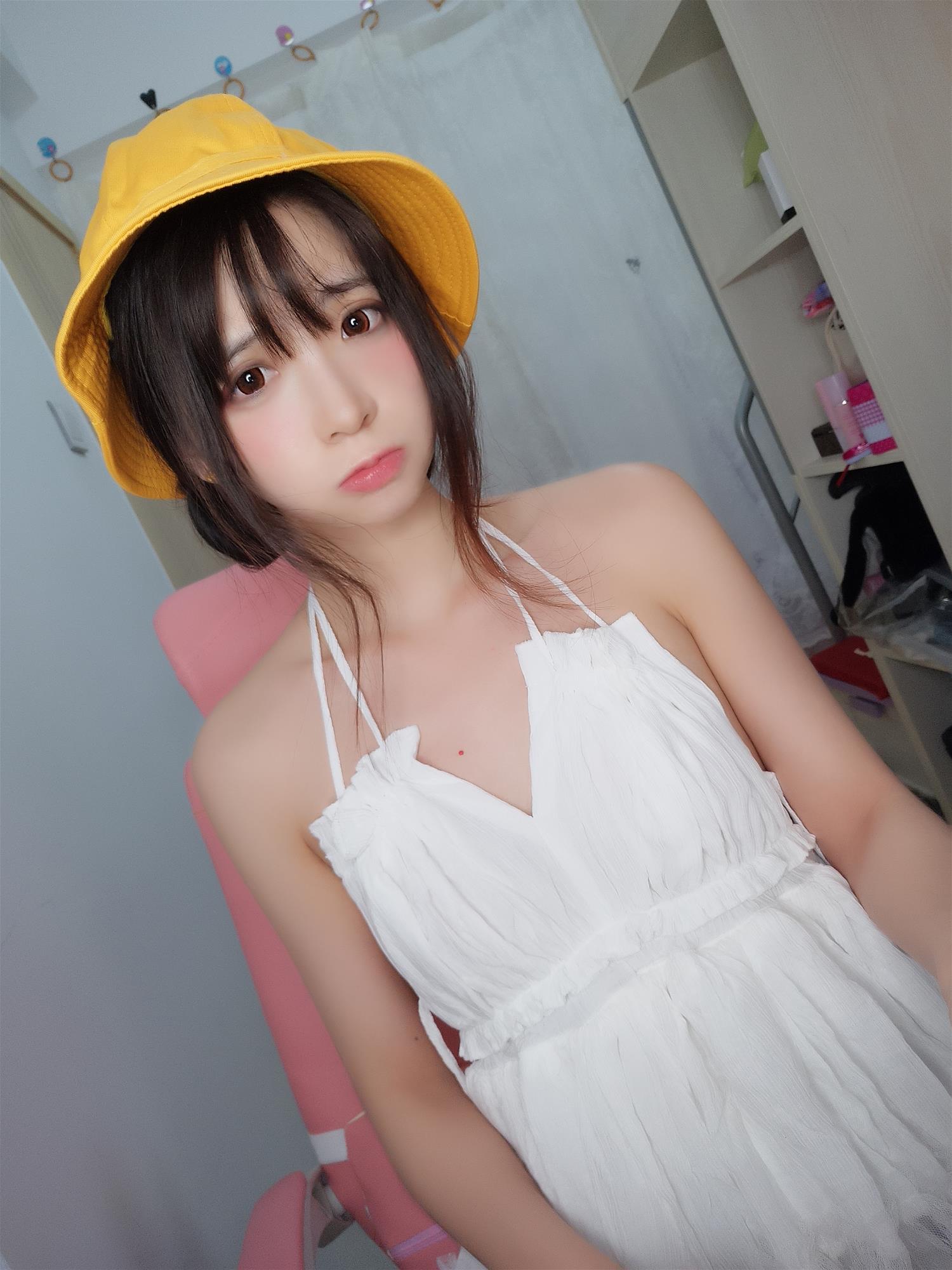 疯猫ss 小黄帽 [9P-41MB]