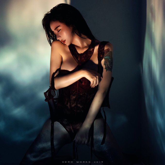 洛丽塔大哥 私房2 [13P-2MB]