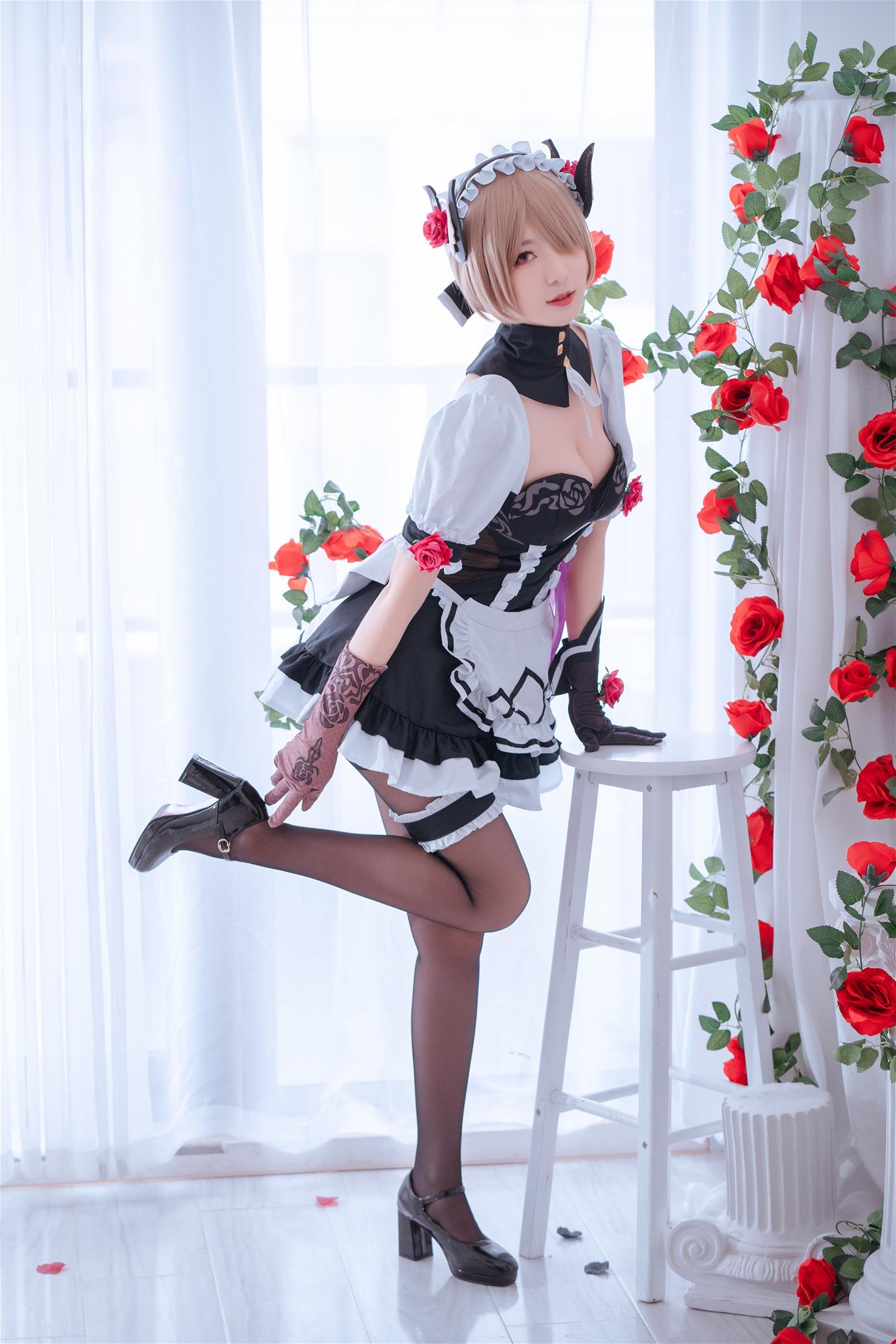 弥音音 丽塔 黯蔷薇 1 [18P-201MB]