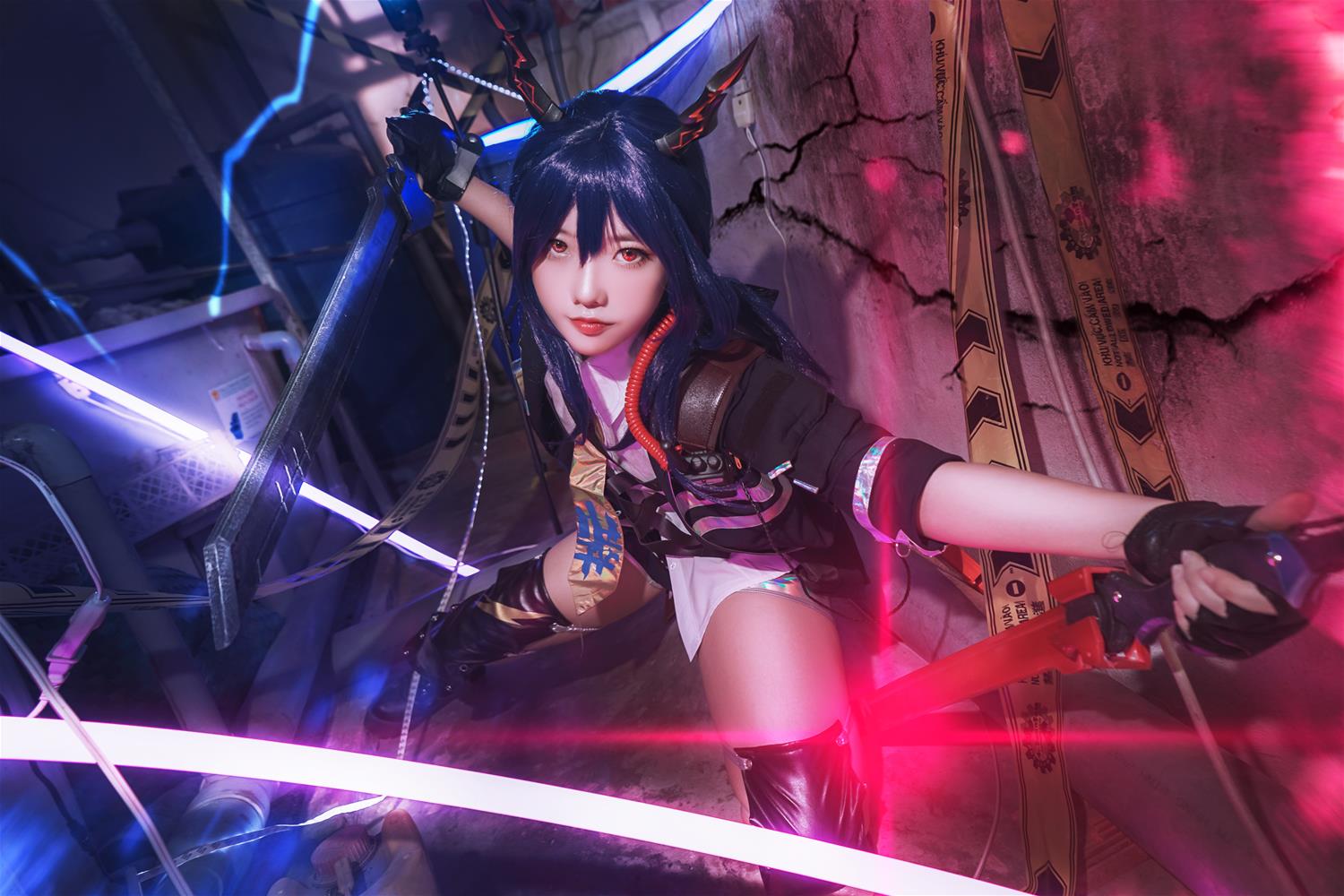 Messie Huang Arkinghts Ch'en [12P-37MB]