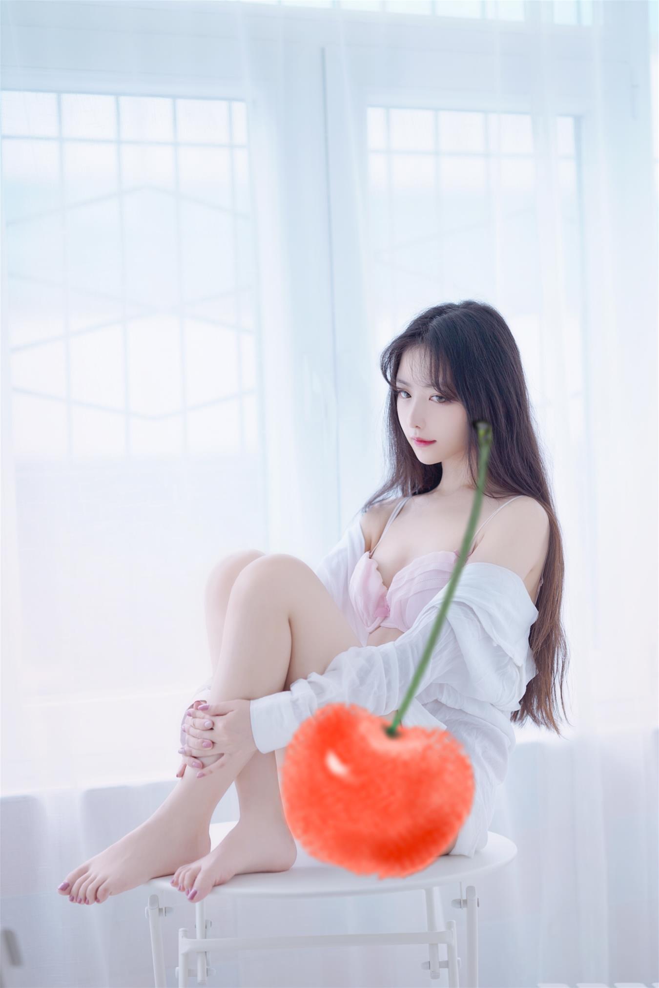 Shika小鹿鹿 白衬衣 [13P-88MB]