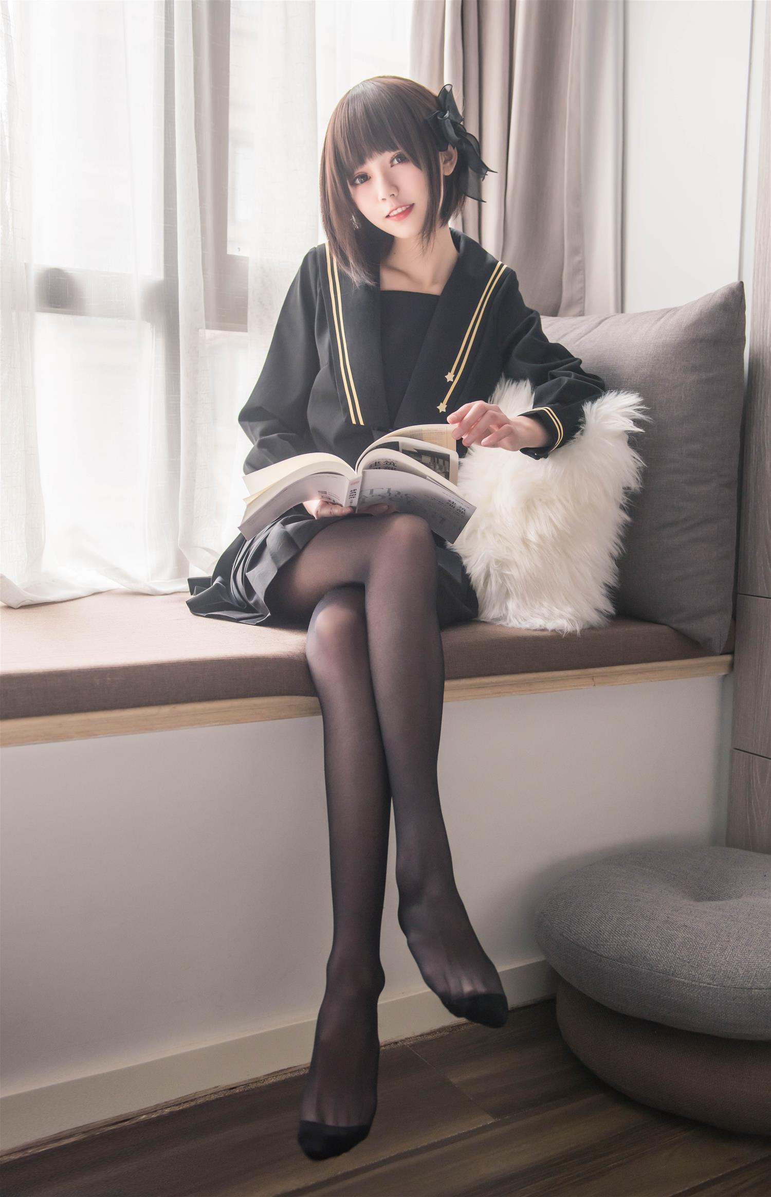 你的负卿 窗台制服 [19P-129MB]