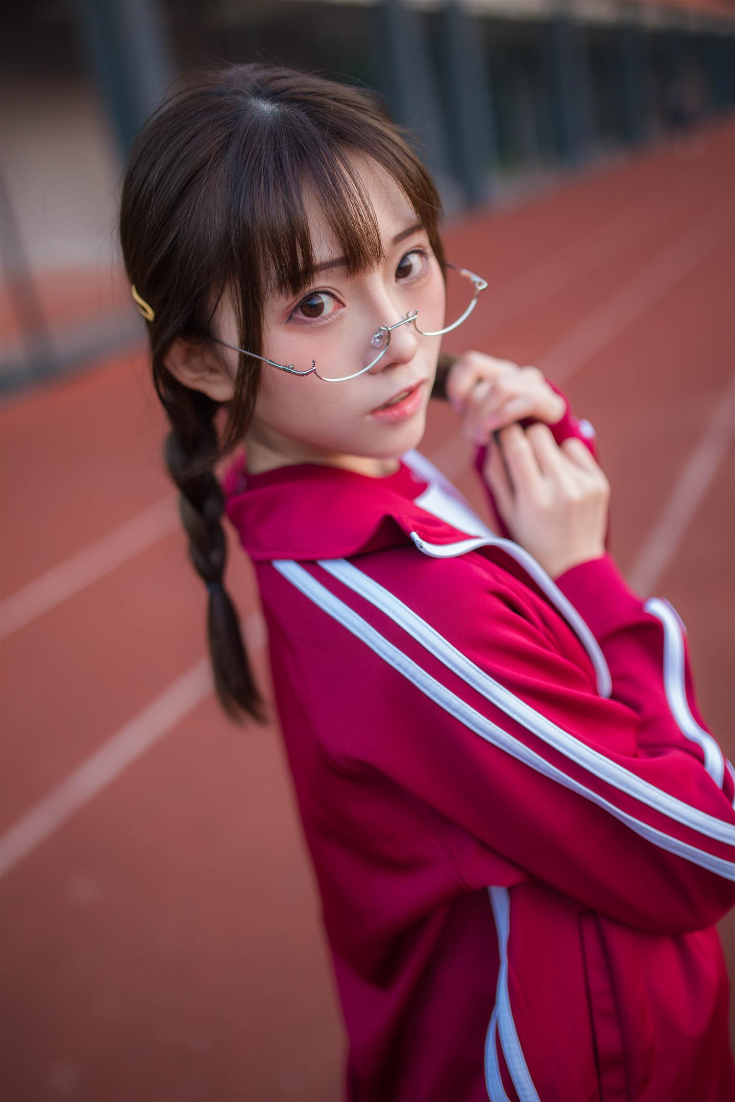 绮太郎_Kitaro 运动服女孩2 [13P-49MB]