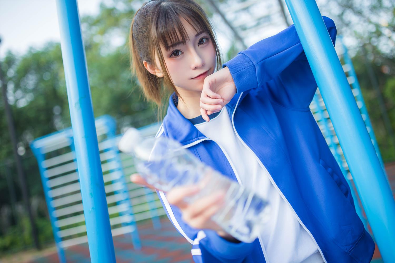 绮太郎_Kitaro 运动服女孩4 [11P-41MB]