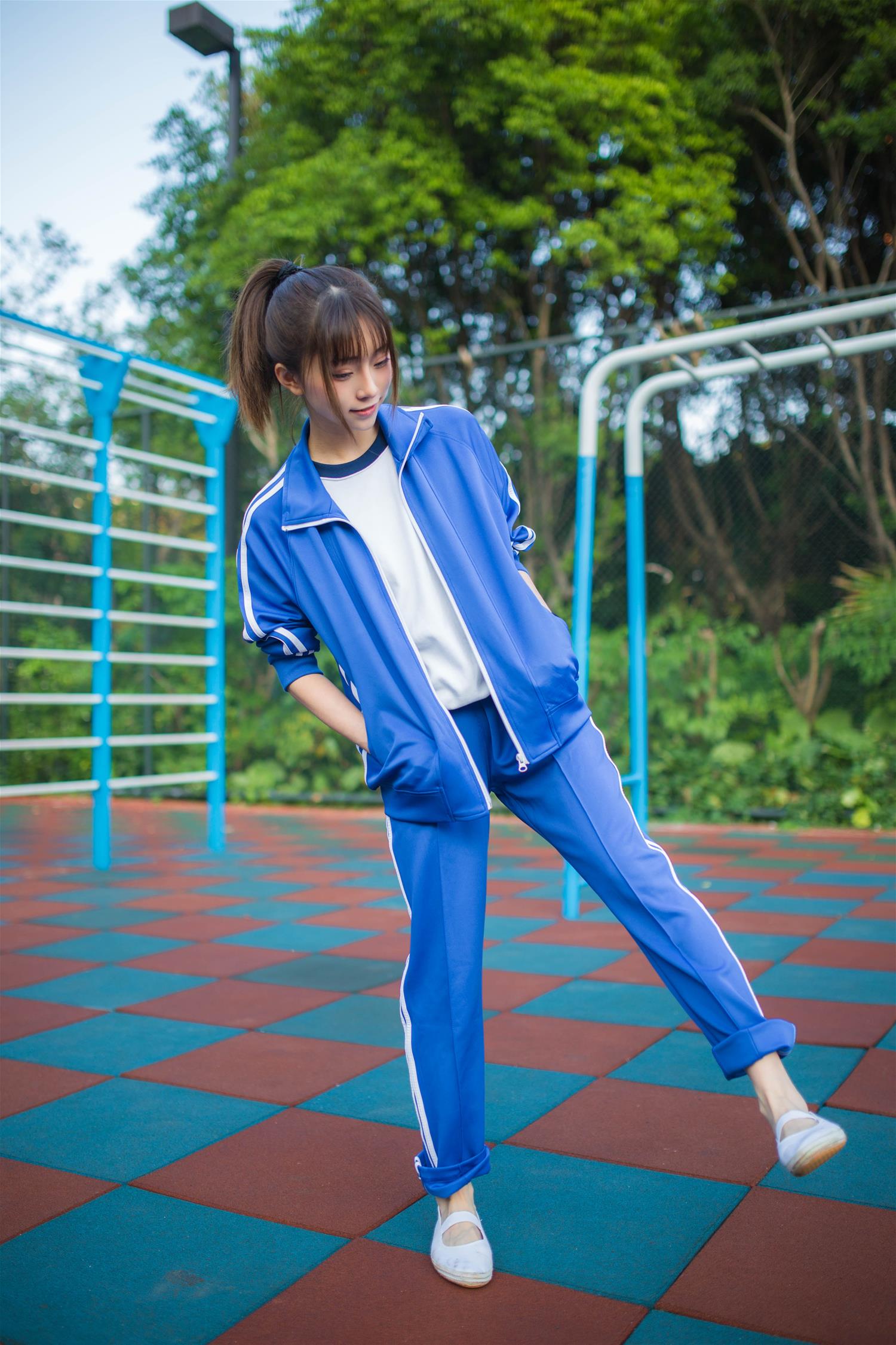 绮太郎_Kitaro 运动服女孩4 [11P-41MB]