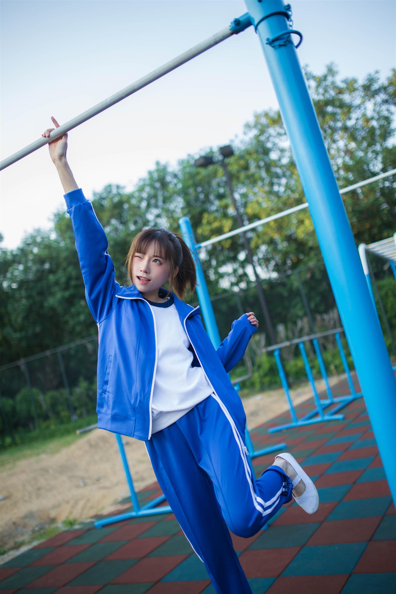 绮太郎_Kitaro 运动服女孩4 [11P-41MB]