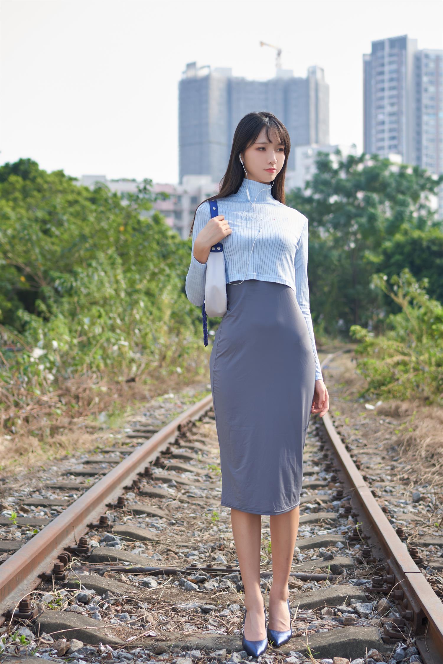 西呱呀呀呀 吉他妹妹 [35P-157MB]