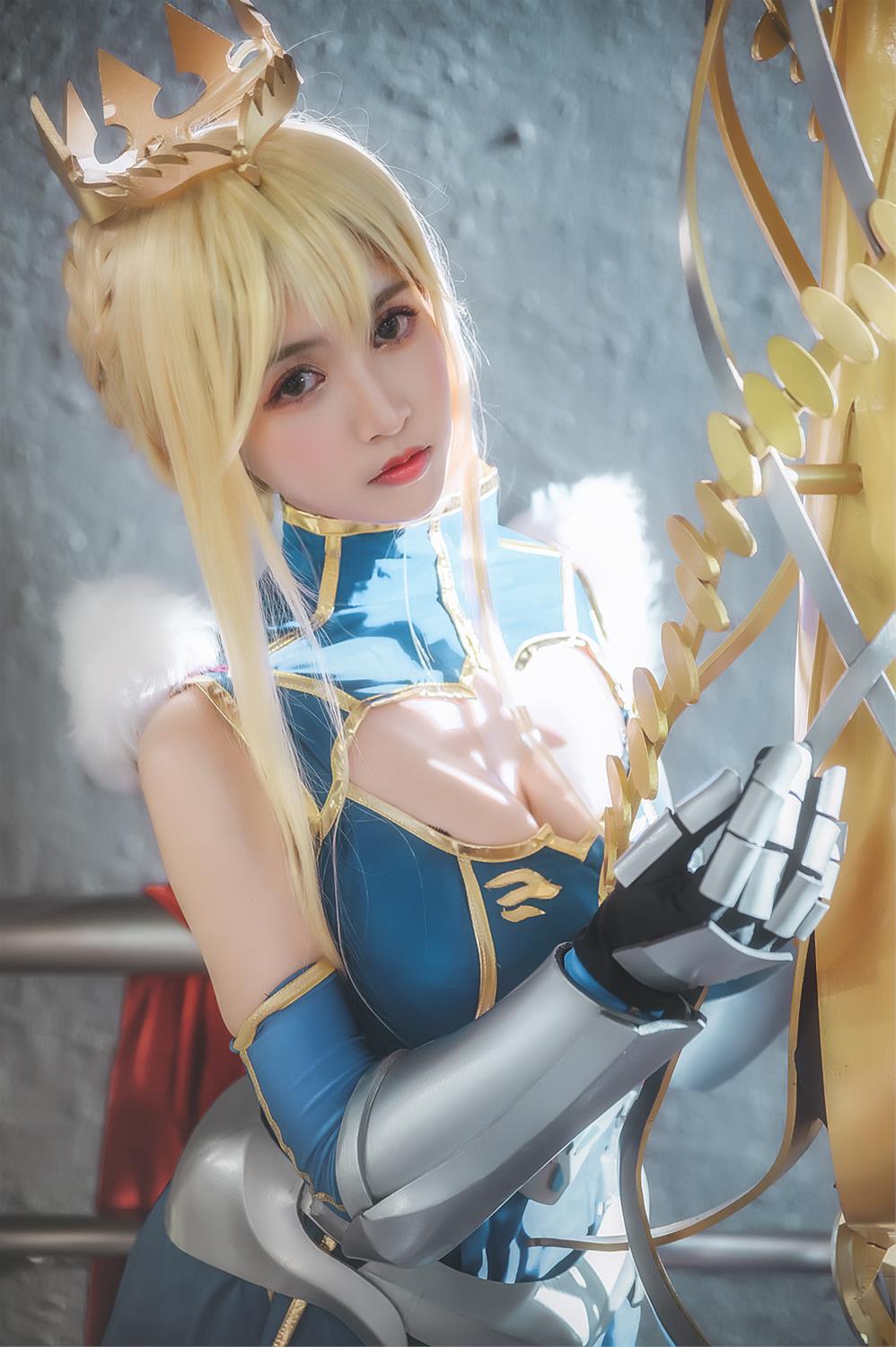 鳗鱼霏儿 闪耀于终焉之枪 [11P-8MB]