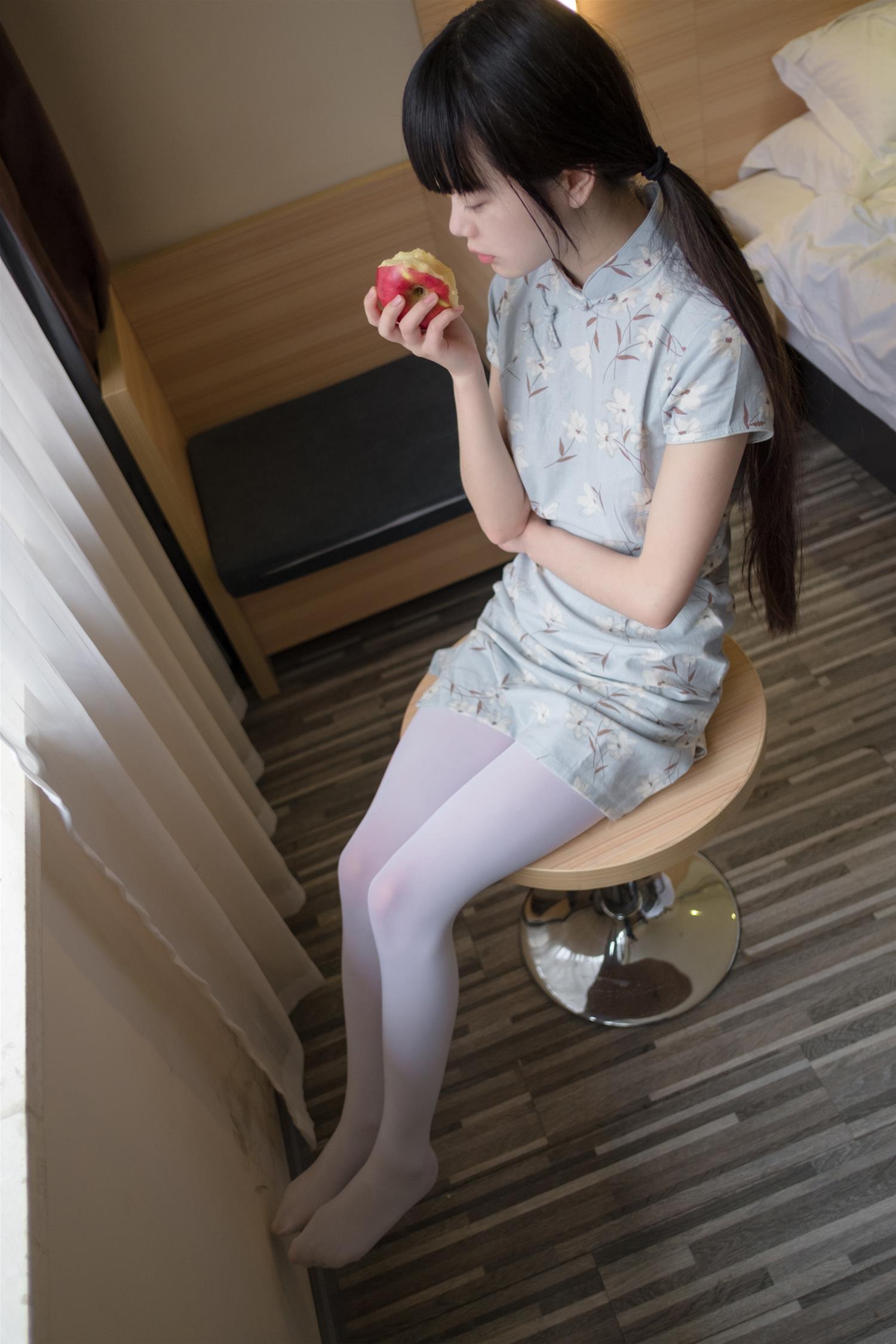 西尔酱 兰草旗袍篇 [41P-87MB]