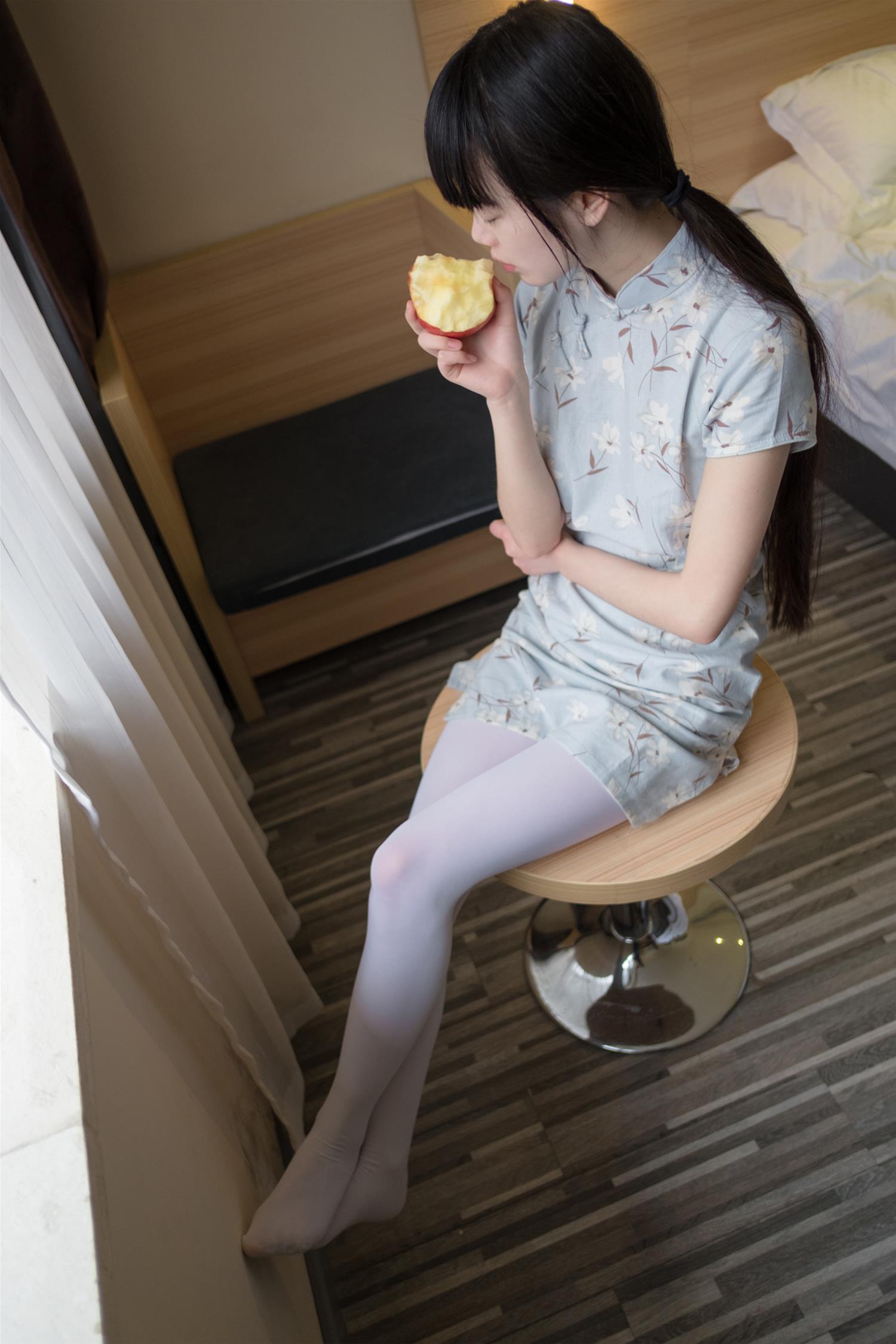 西尔酱 兰草旗袍篇 [41P-87MB]