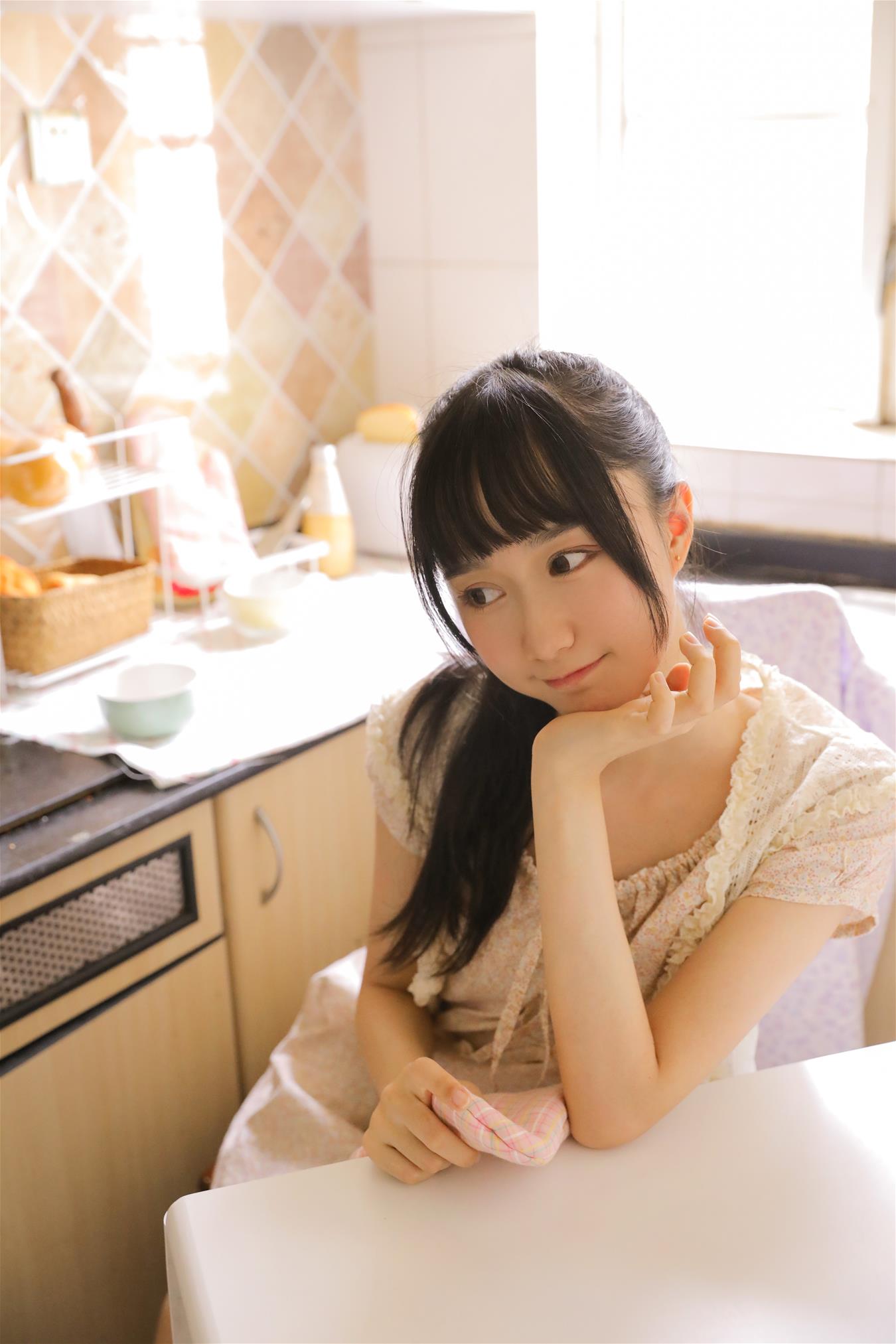 木绵绵OwO 绵相随 厨娘 [8P-24MB]