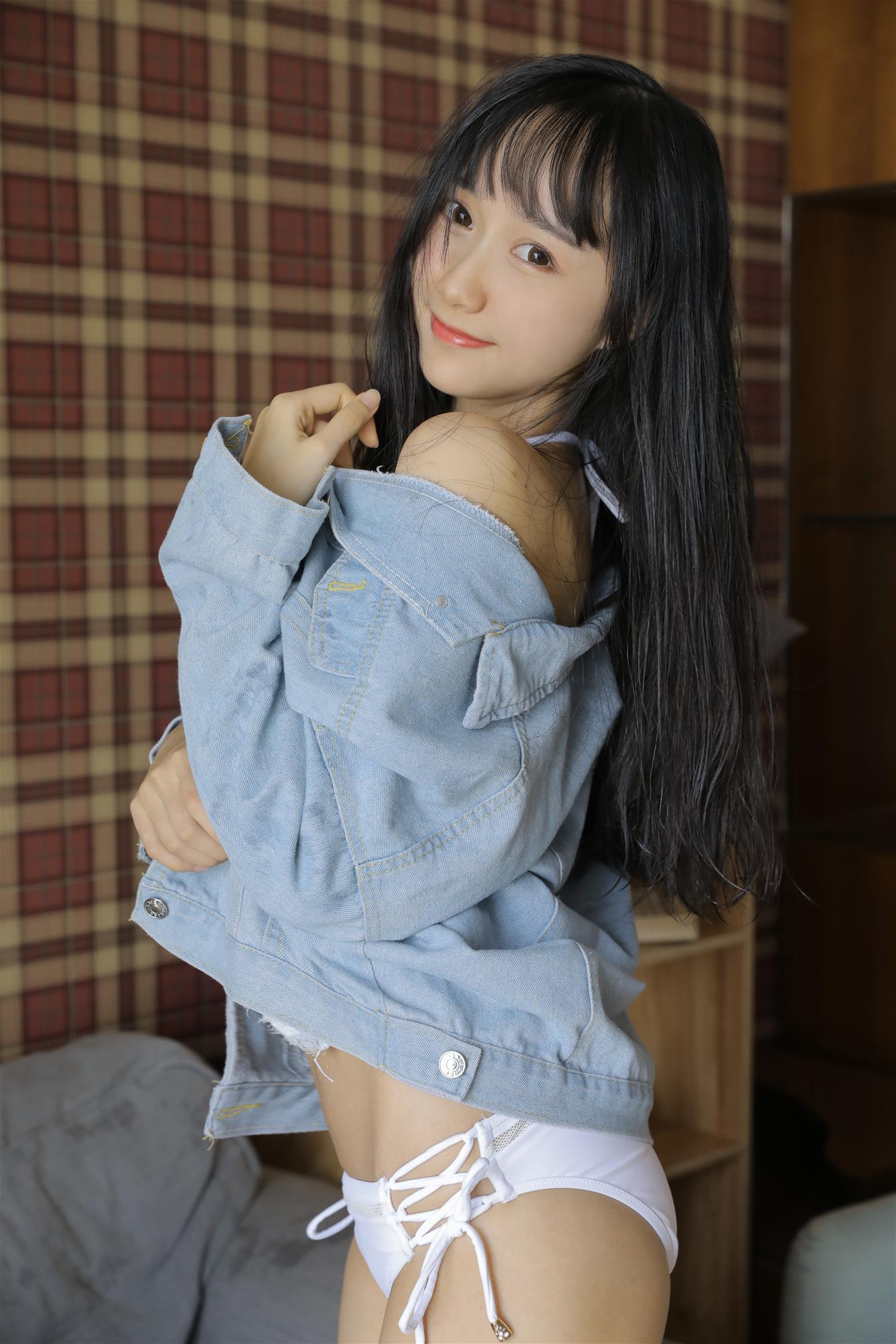 木绵绵OwO 绵相随 性感小可爱 [22P-85MB]