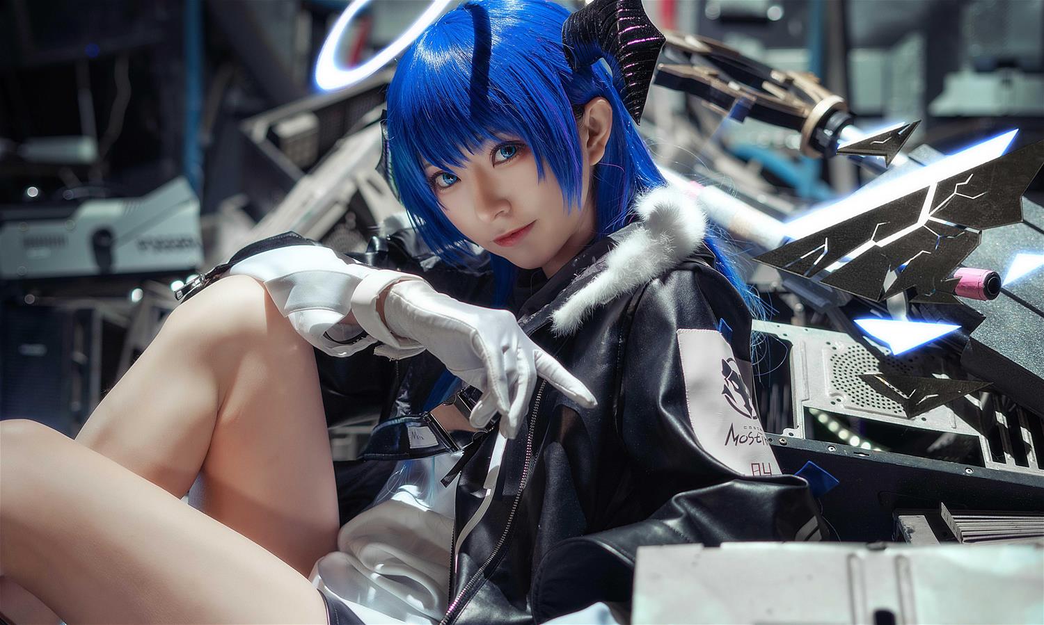 绮太郎_Kitaro 莫斯提马 [15P-32MB]