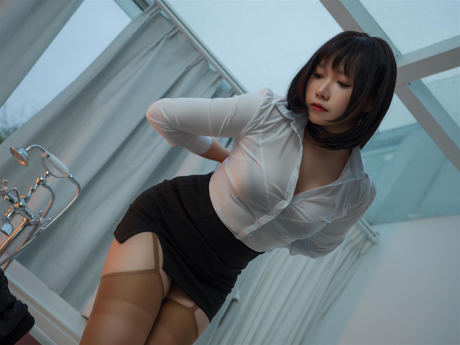 麻花麻花酱 秘书 [20P-178MB]