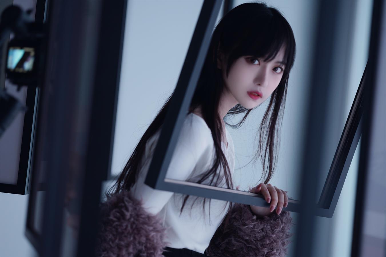 Shika小鹿鹿 三里屯街拍 [31P-301MB]