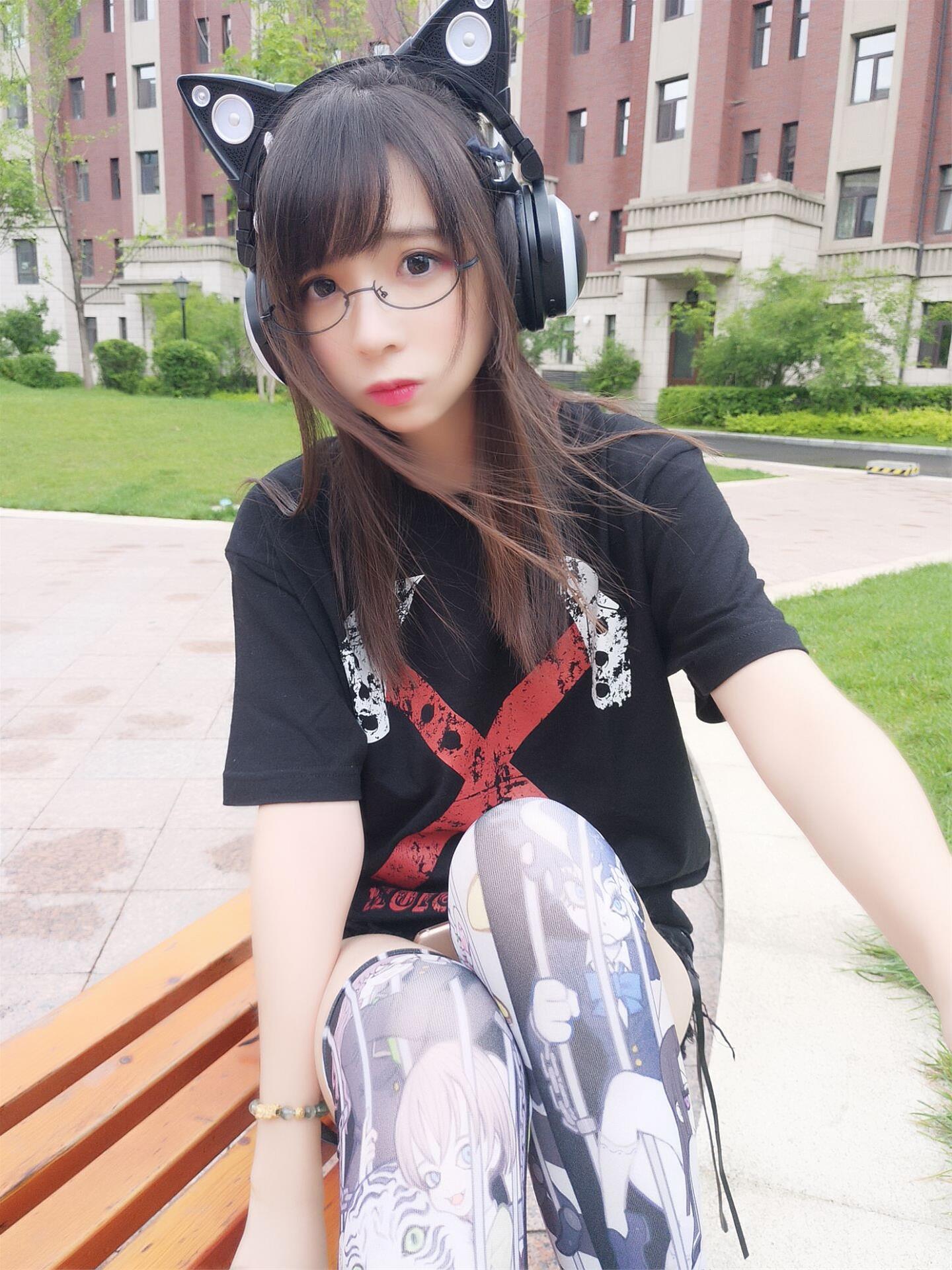 疯猫ss 直播自拍 [40P-130MB]