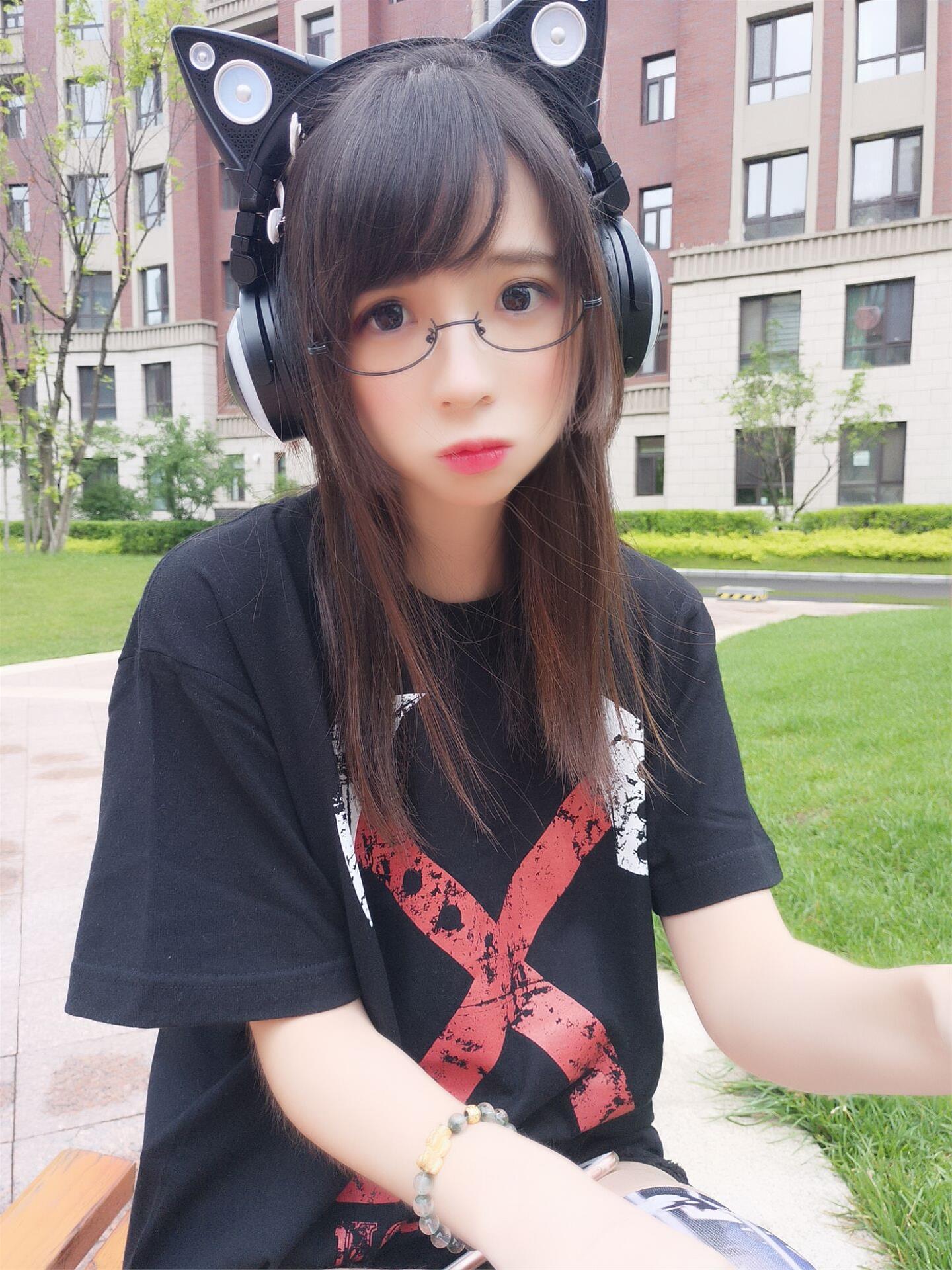 疯猫ss 直播自拍 [40P-130MB]