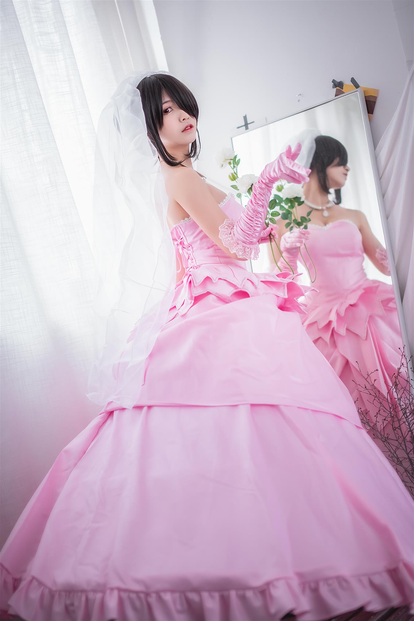 鳗鱼霏儿 狂三 婚纱 [14P-308MB]