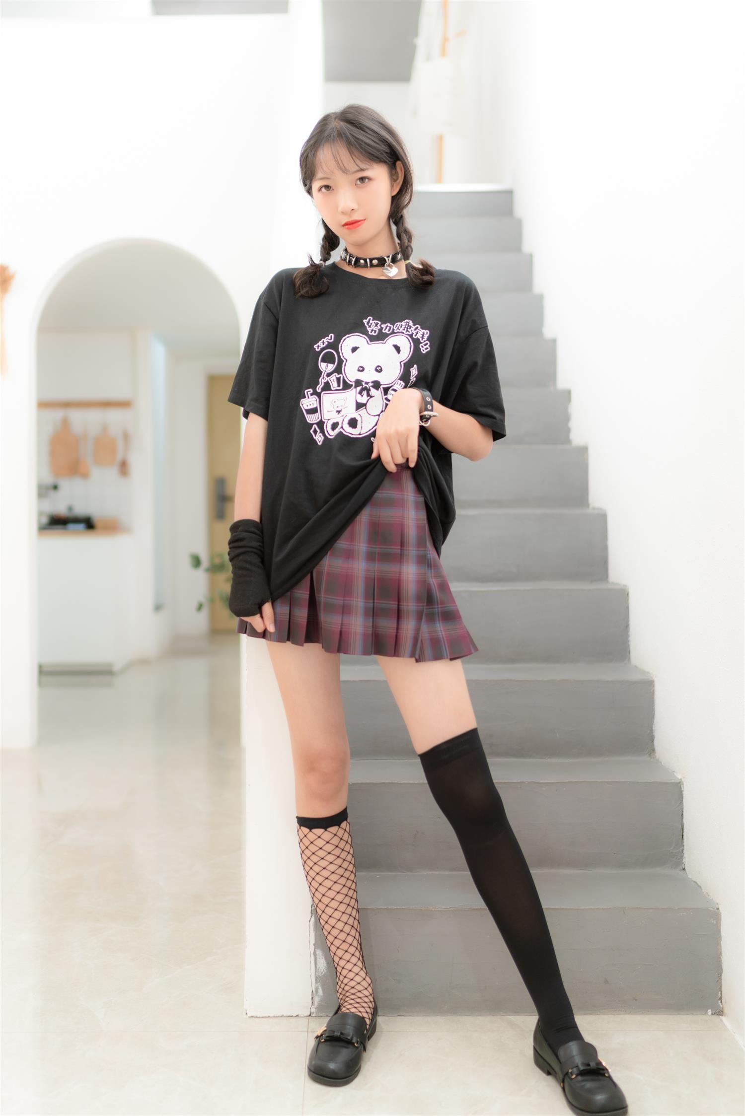 西呱呀呀呀 JK双拼袜 [36P-231MB]