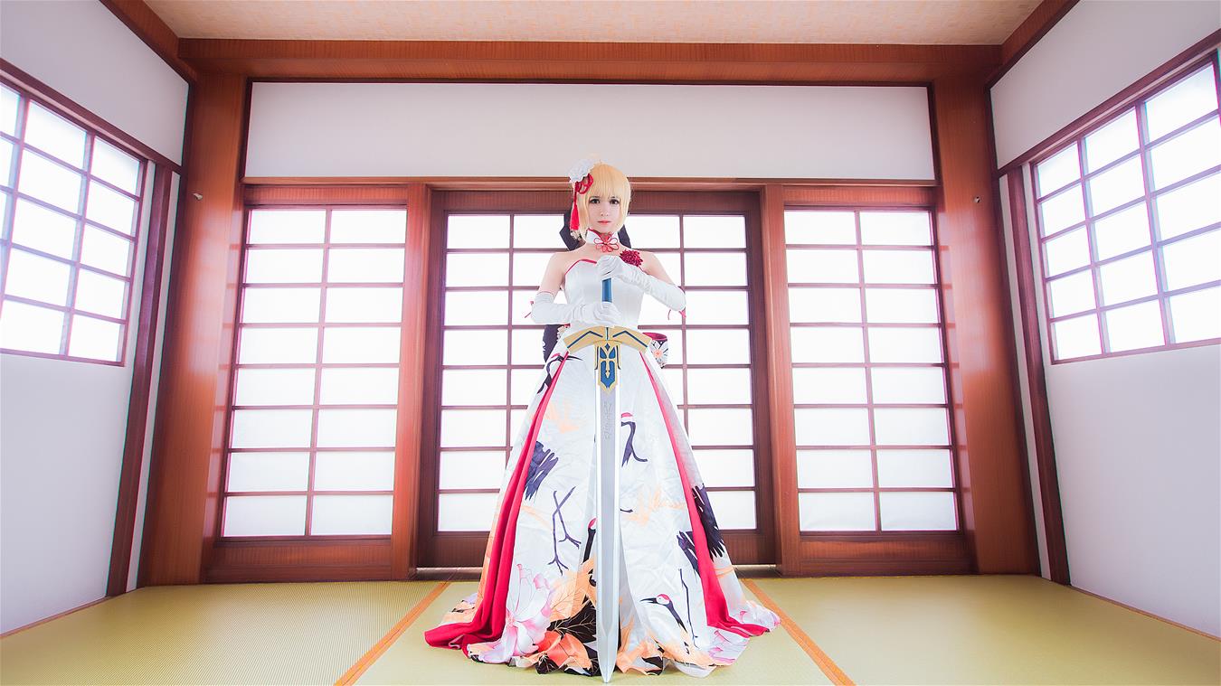 鳗鱼霏儿 King of Knight 和风礼服 [18P-212MB]