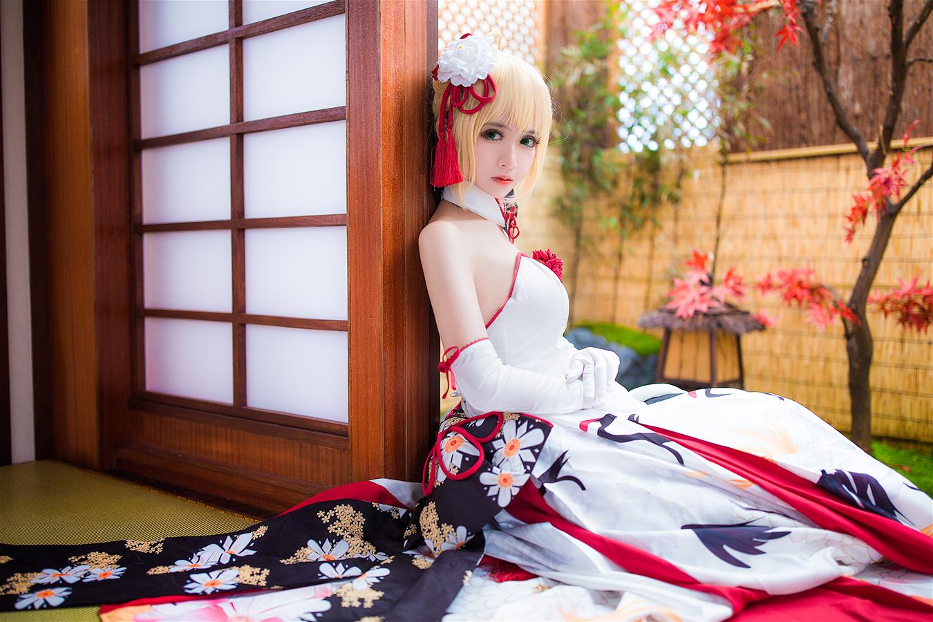 鳗鱼霏儿 King of Knight 和风礼服 [18P-212MB]