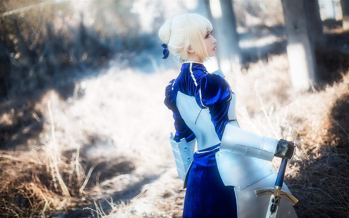 鳗鱼霏儿 King of Knight 年末 [11P-156MB]