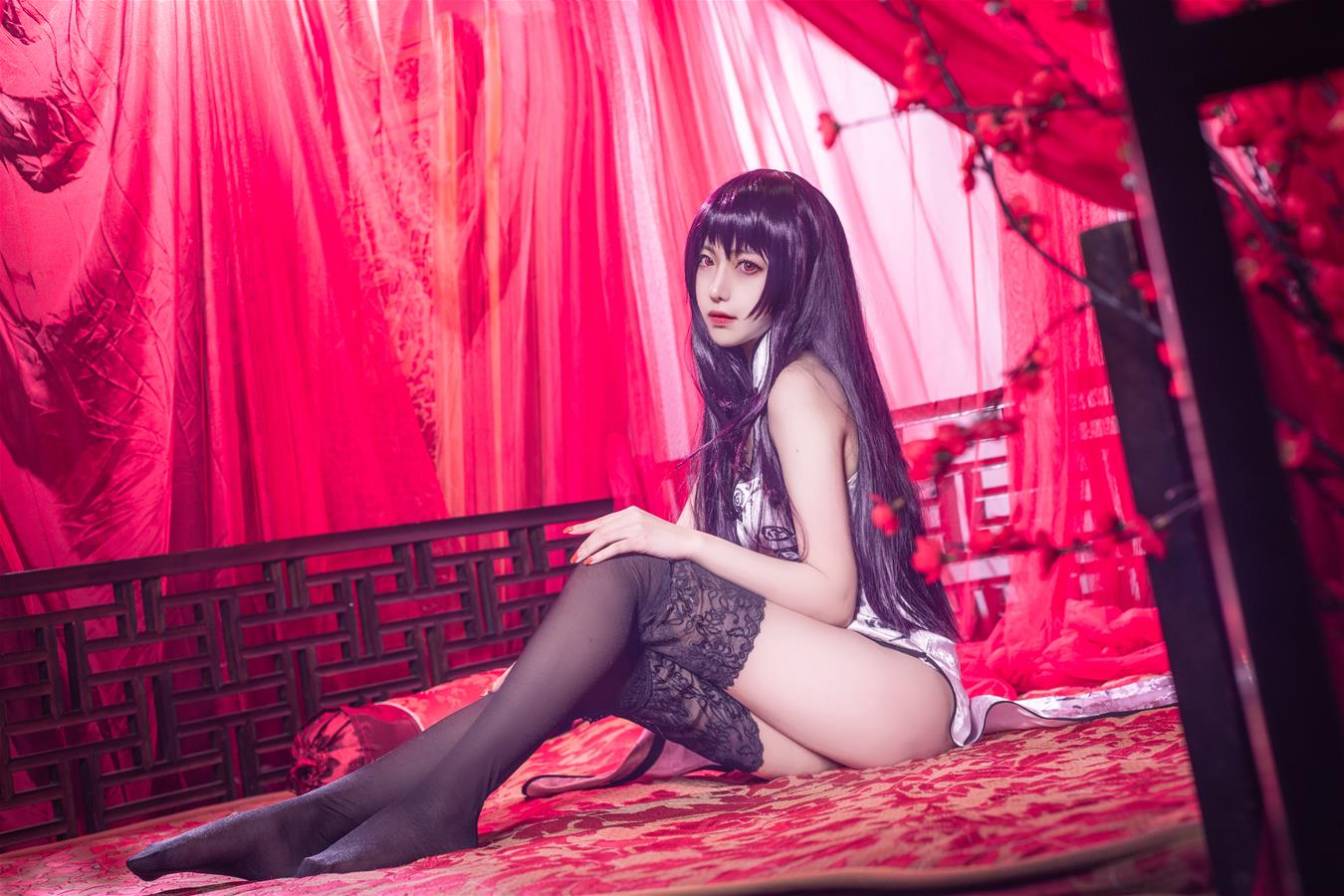 Shika小鹿鹿 学姐旗袍 [13P-152MB]