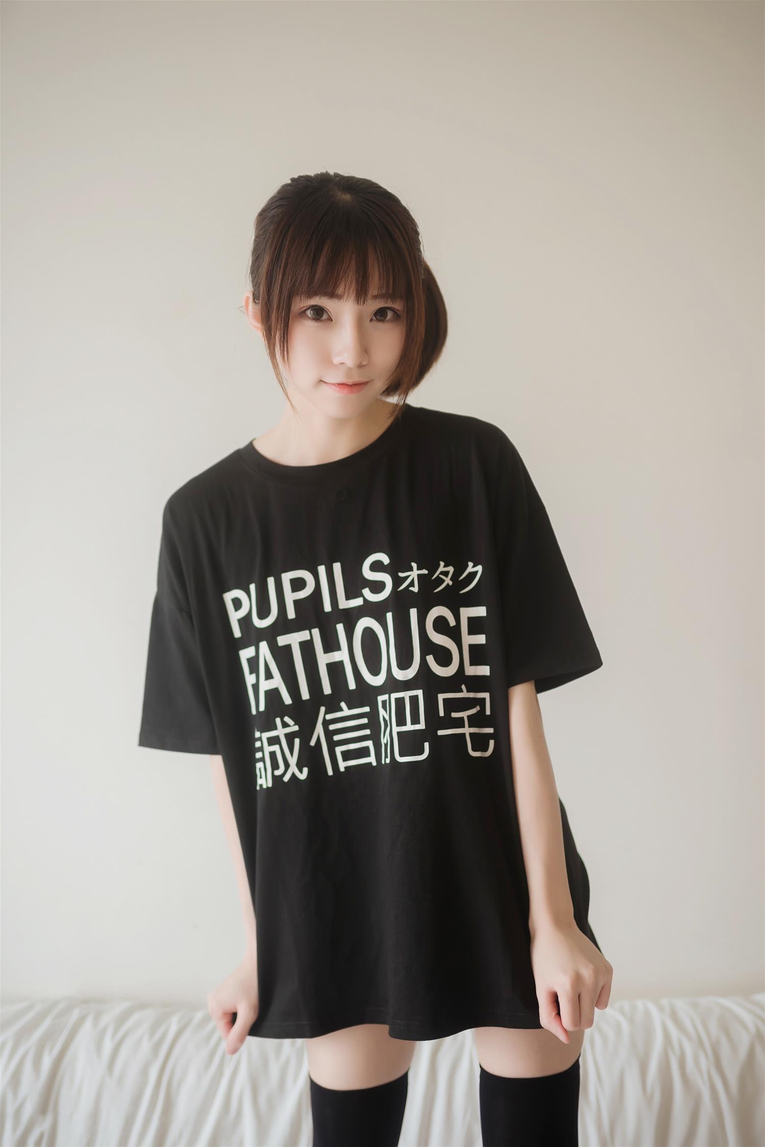 绮太郎_Kitaro 半袖双马尾 [43P-136MB]