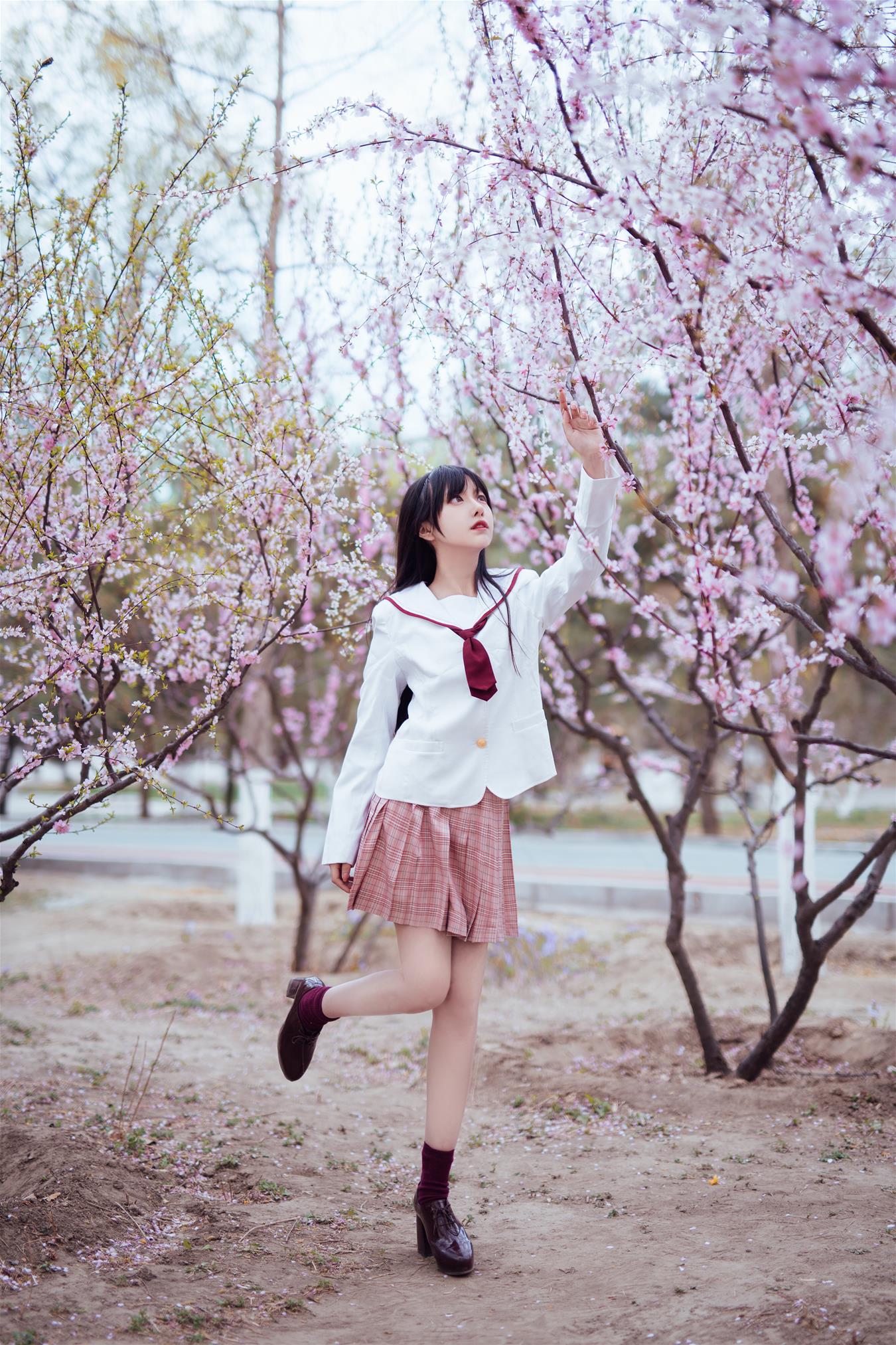 Shika小鹿鹿 樱花 [13P-92MB]