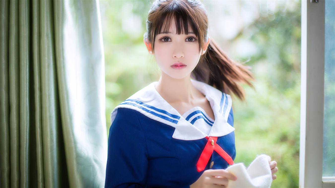 鳗鱼霏儿 圣人惠 校服 [8P-124MB]