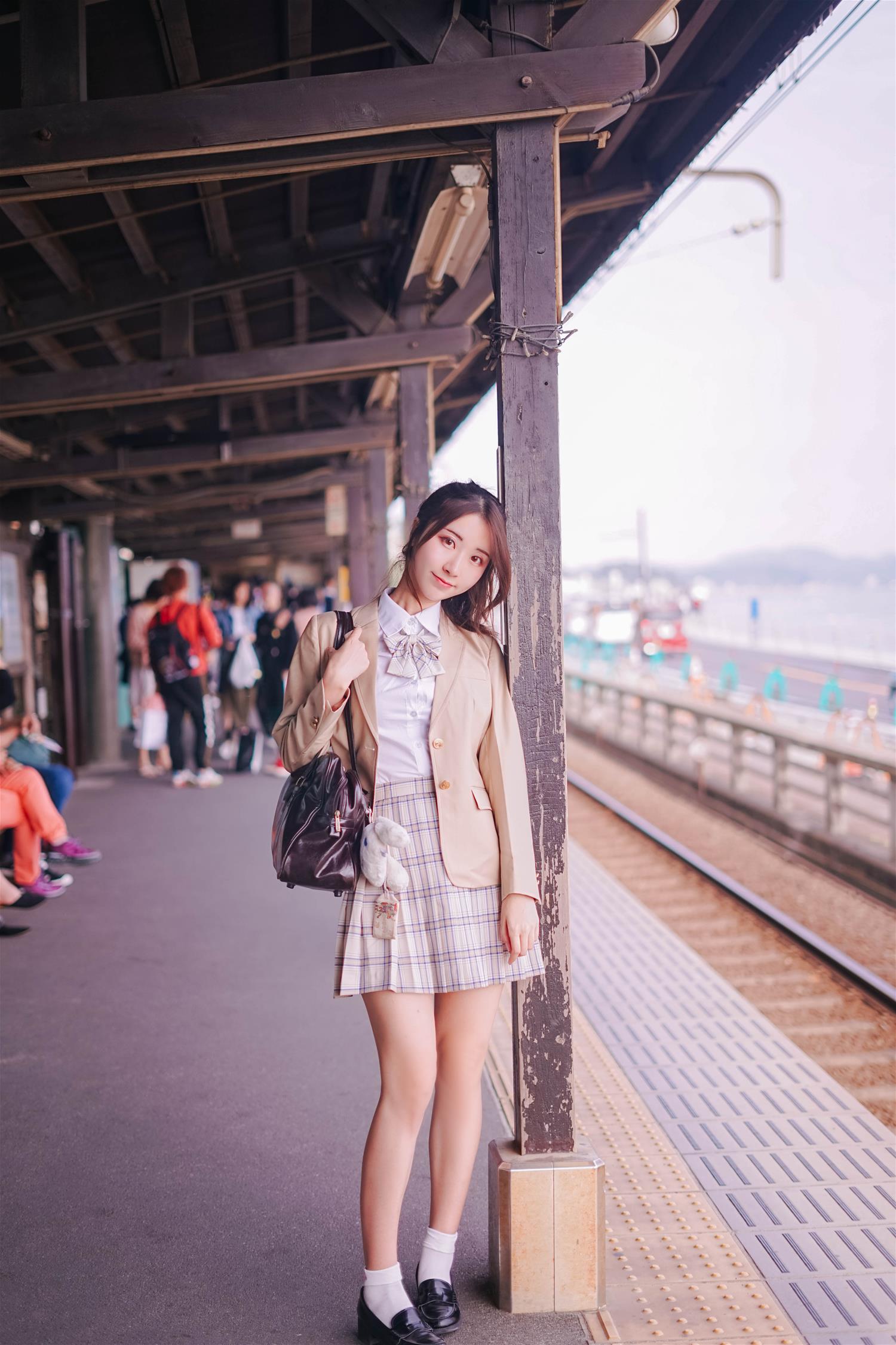 黑川 镰仓 [33P-140MB]