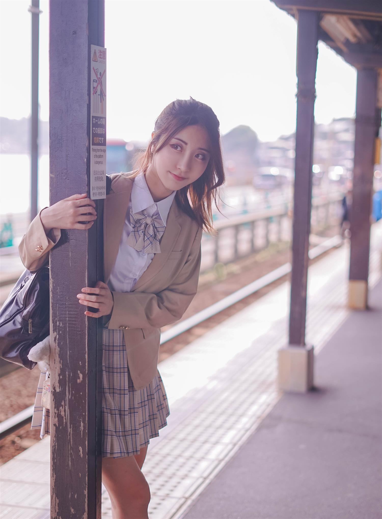 黑川 镰仓 [33P-140MB]